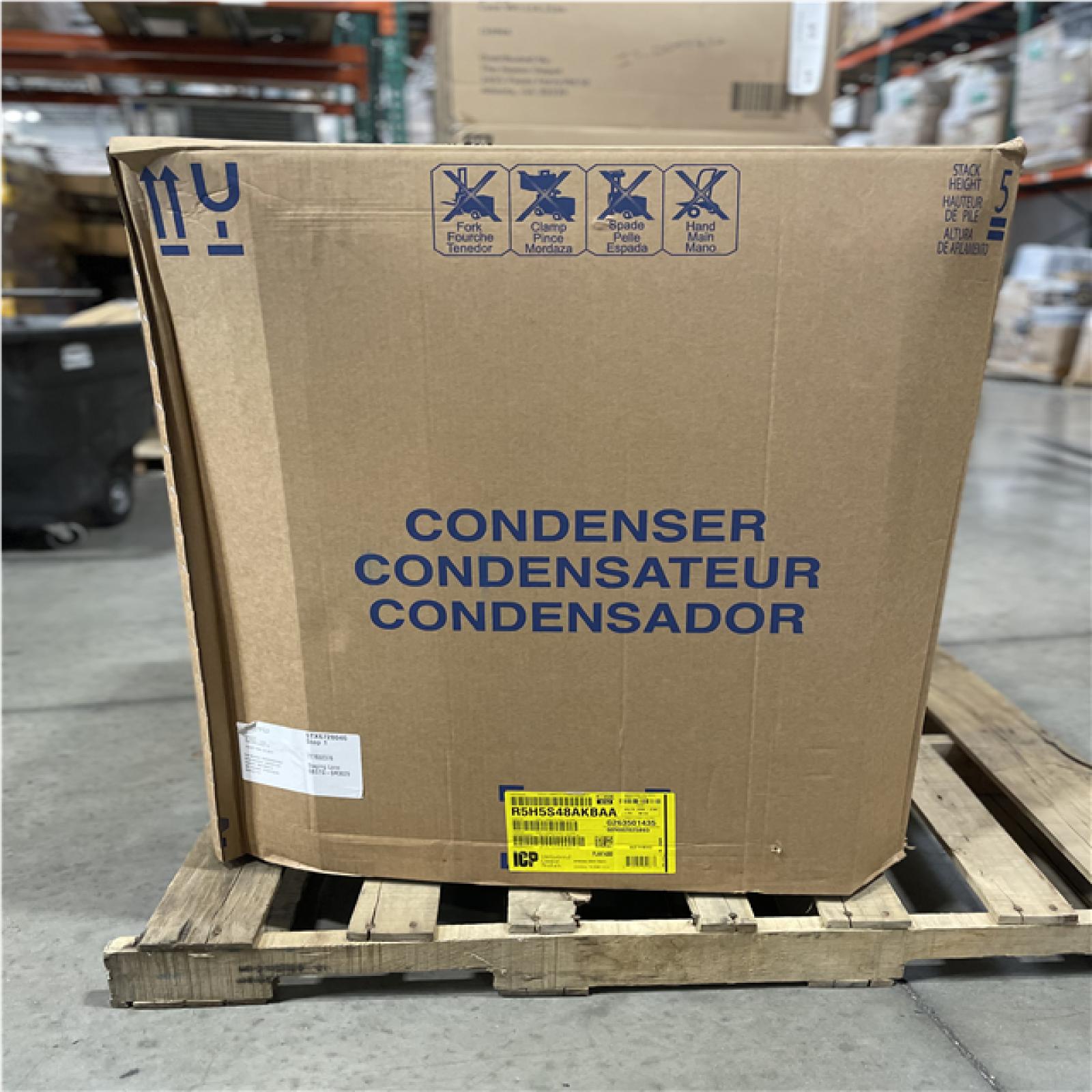 DALLAS LOCATION- AS-IS Smartcomfort® By Carrier 1.5 Ton  13.4 Seer2 Condensing Unit - 454b
