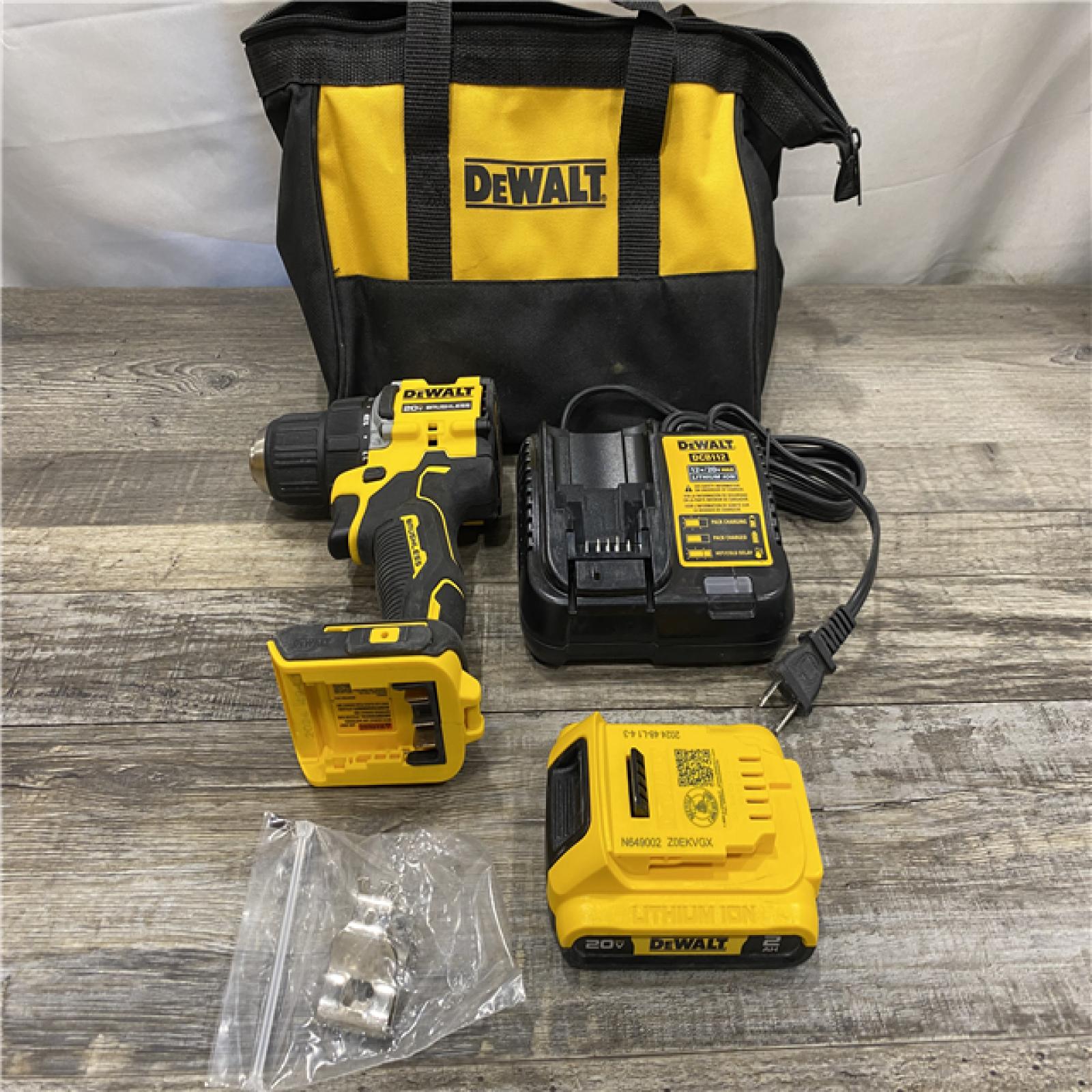 AS-IS DEWALT Atomic 20V Lithium-Ion Cordless Compact 1/2 in. Drill/Driver Kit