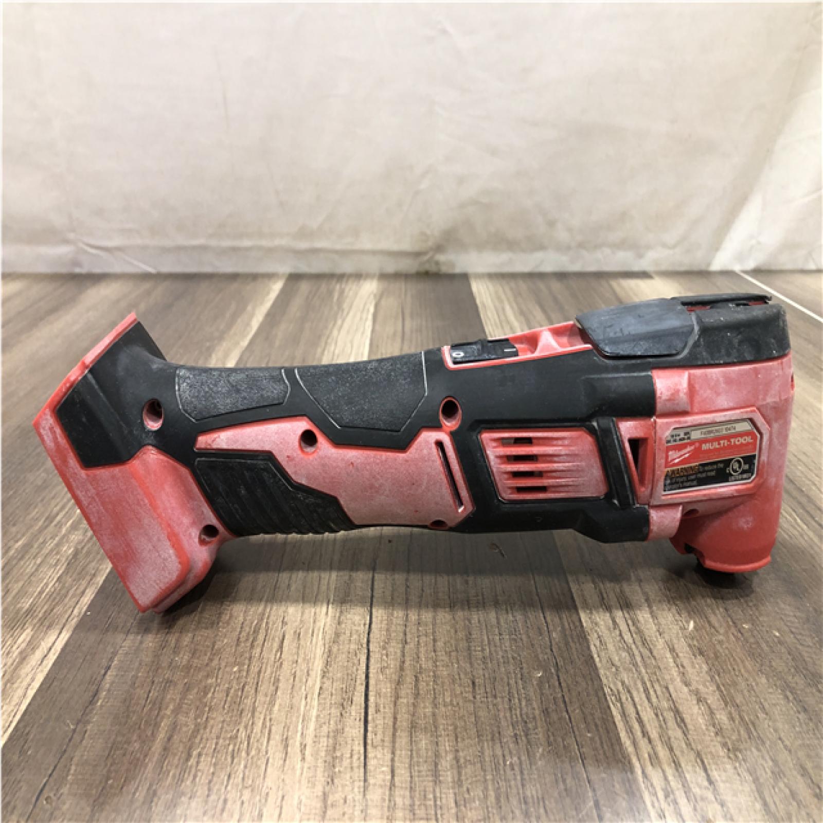 AS-IS Milwaukee 18V Lithium-Ion Cordless Oscillating Multi-Tool (Tool-Only)