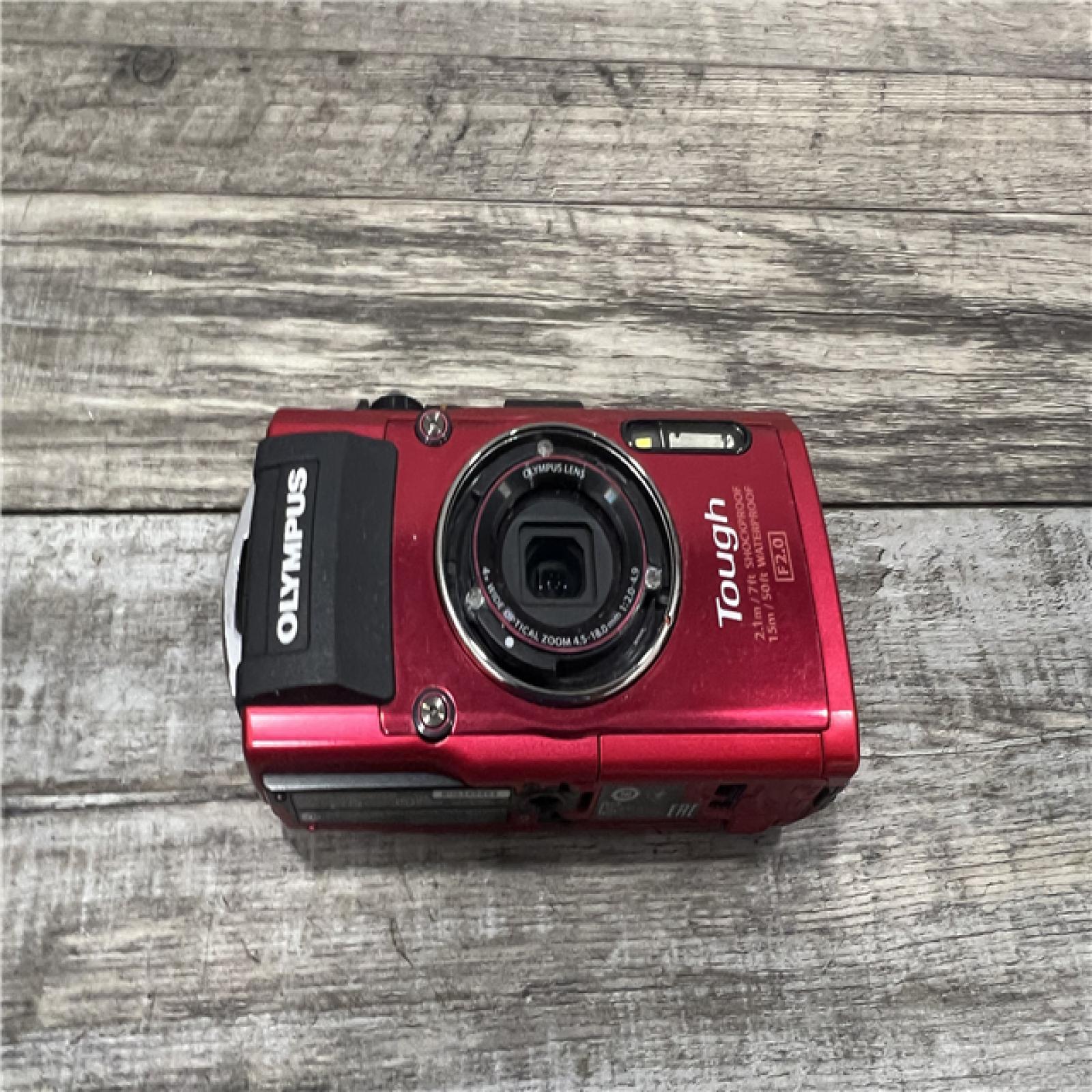 AS-IS Olympus Digital Camara Im005 Tough 2.1m / 7ft Shockproof 15m / 50ft