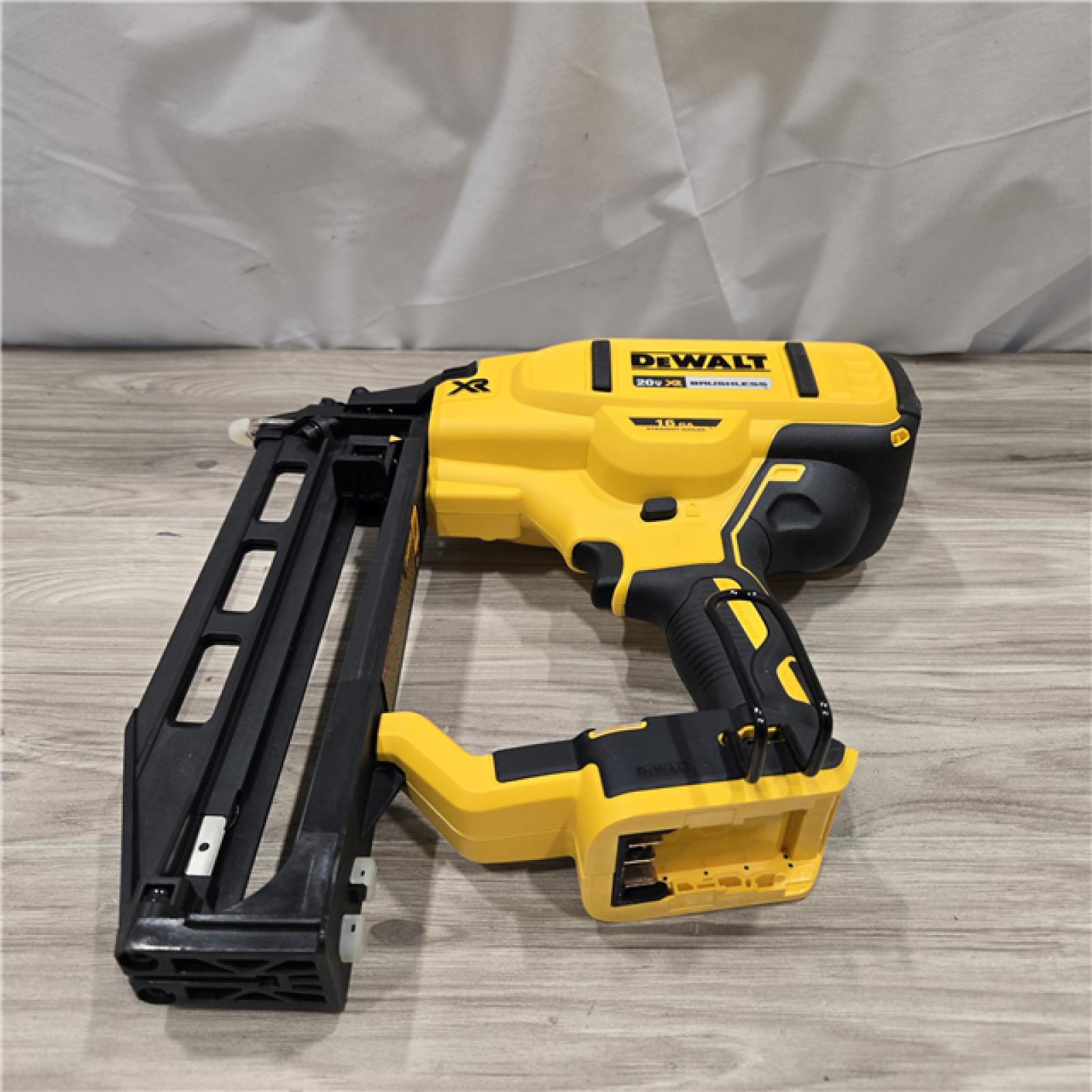 AS-IS DEWALT 20V MAX XR 16-Gauge Cordless Finish Nailer (Tool Only)
