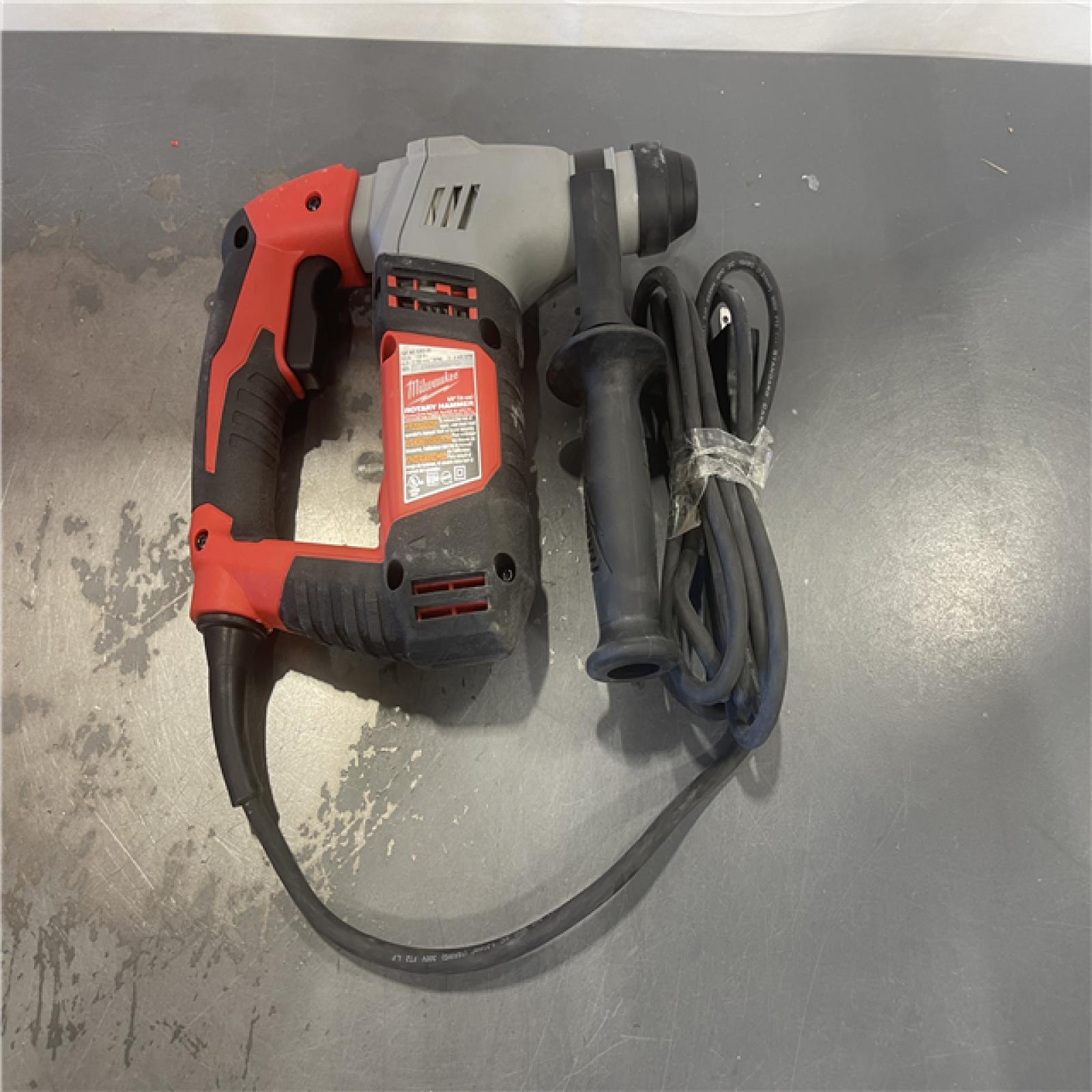 AS-IS- Milwaukee 5/8' SDS Plus Rotatry Hammer