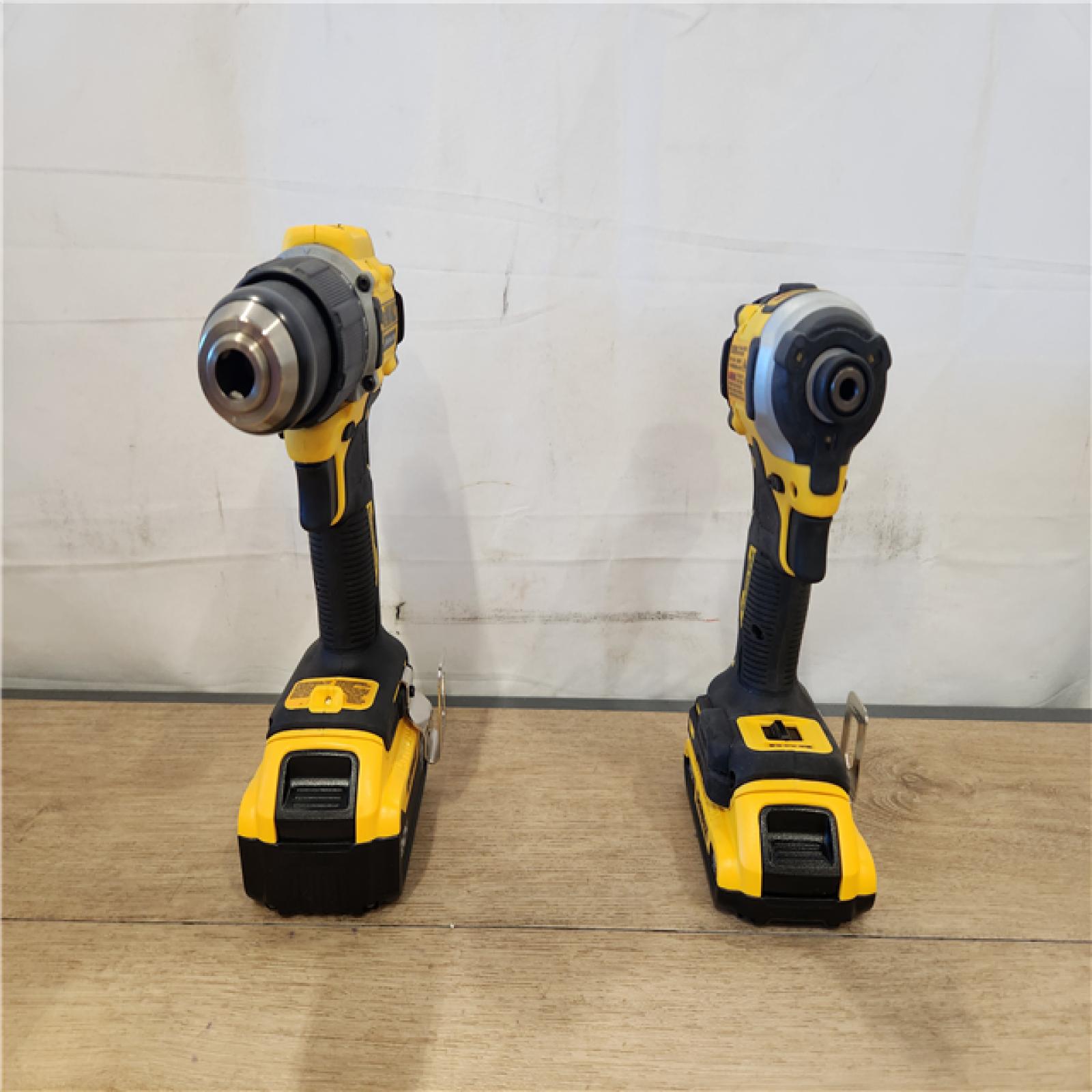 AS-IS- DeWalt 2-Tool Combo Kit W/ (2) BATTERY & CHARGER