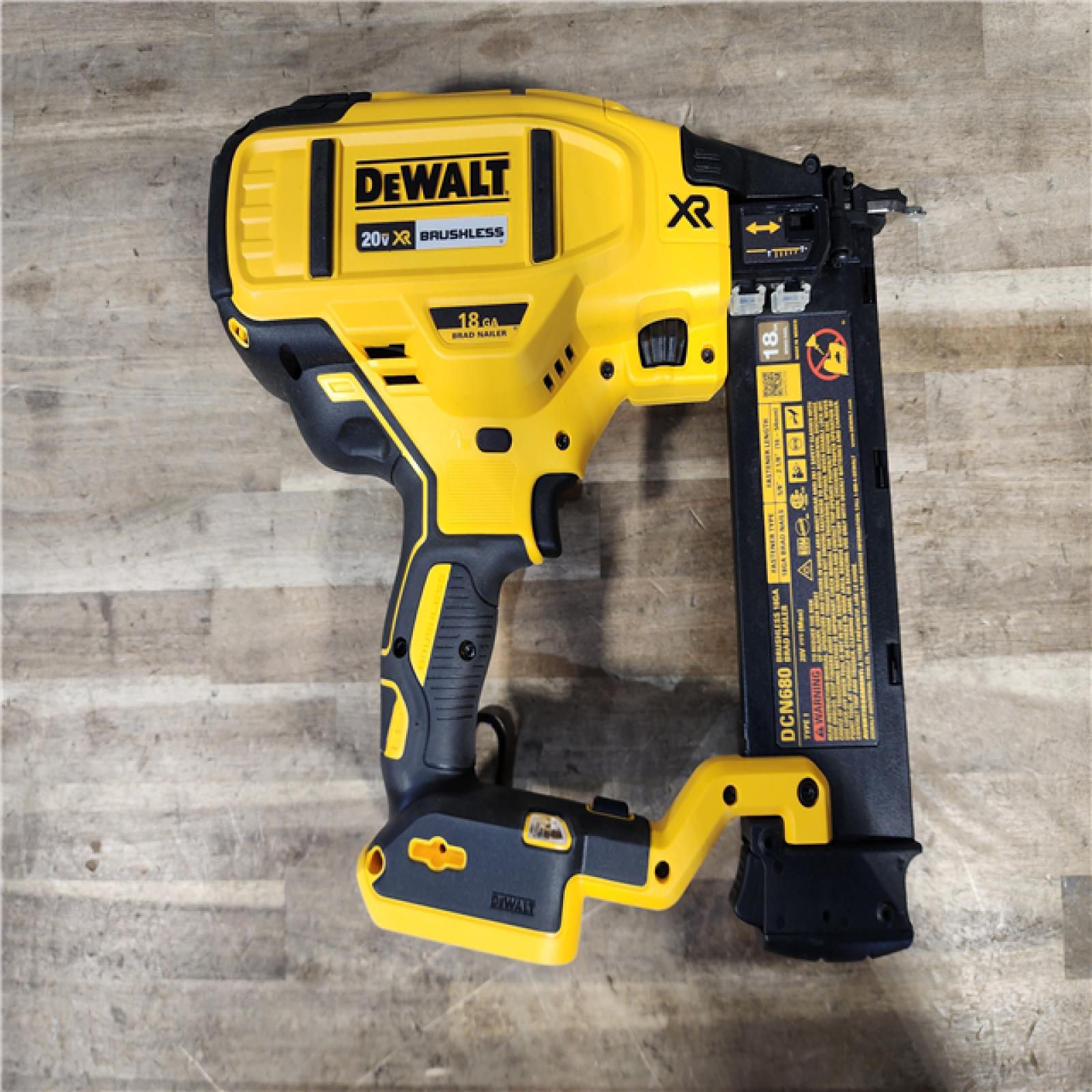 HOUSTON LOCATION - AS-IS DeWalt 20V MAX XR Lithium-Ion Cordless 18-Gauge Brad Nailer (Tool Only)