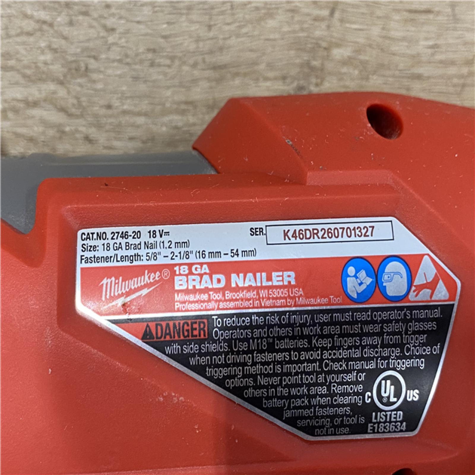 AS-IS Milwaukee FUEL 18-Volt Lithium-Ion Brushless Cordless Gen II 18-Gauge Brad Nailer (Tool-Only)