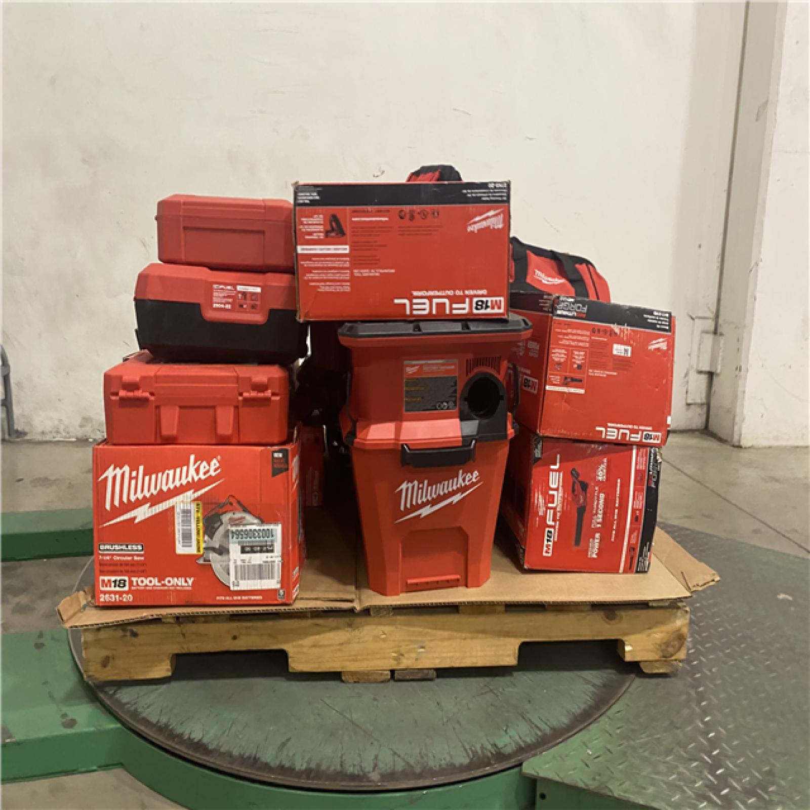 Dallas Location - As-Is MILWAUKEE Tool Pallet
