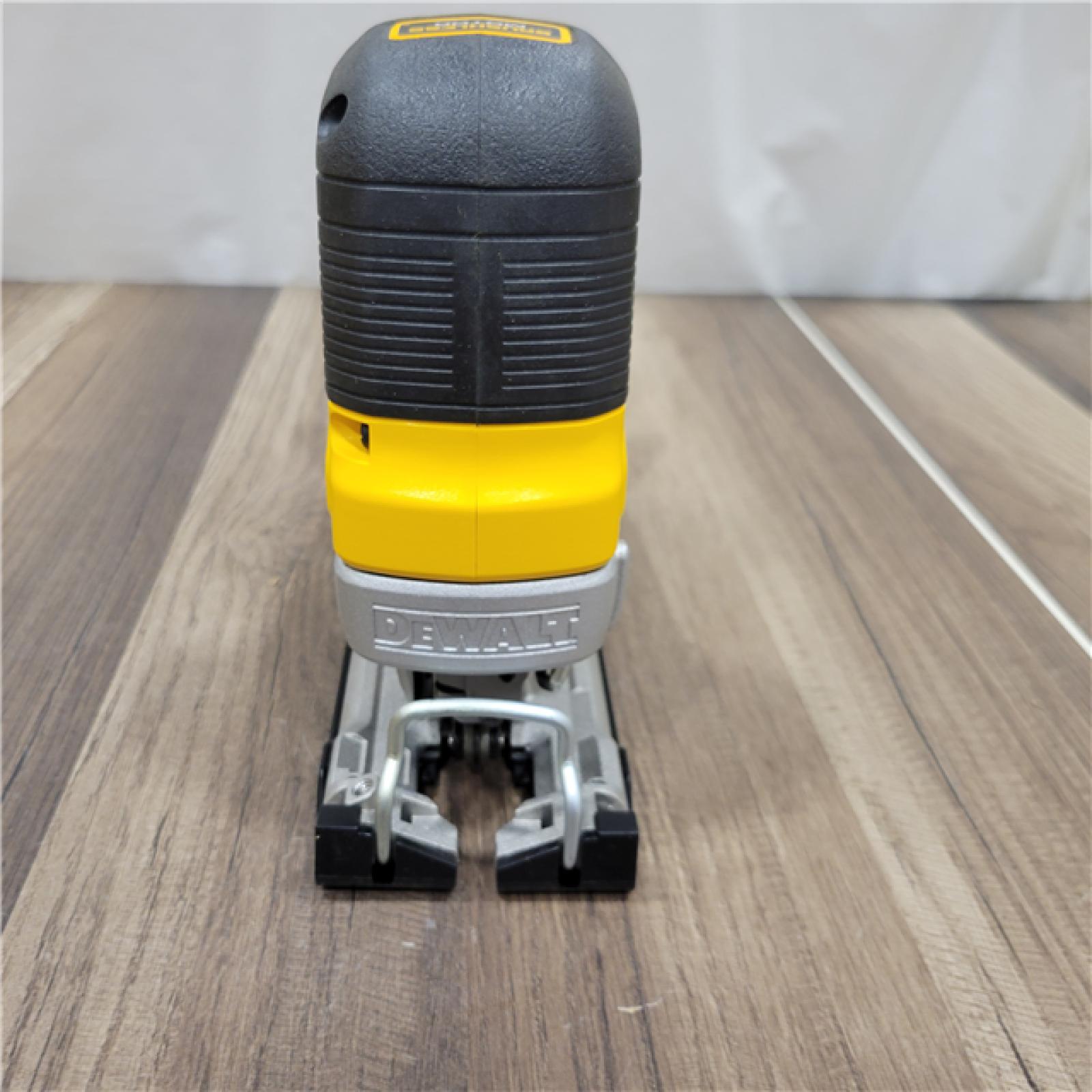 AS-IS DEWALT 20V MAX XR Cordless Barrel Grip Jigsaw (Tool Only)