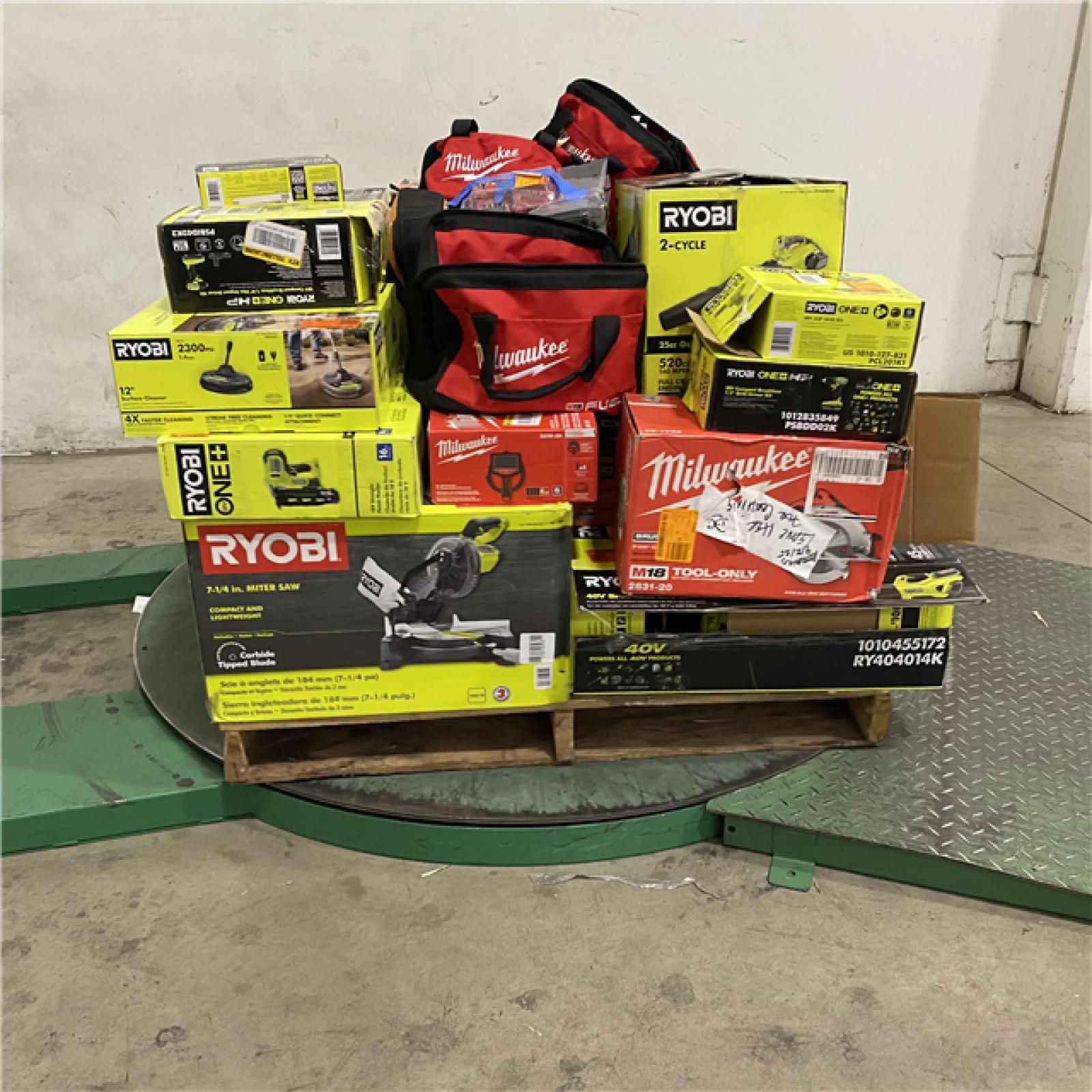 Dallas Location - As-Is Tool Pallet