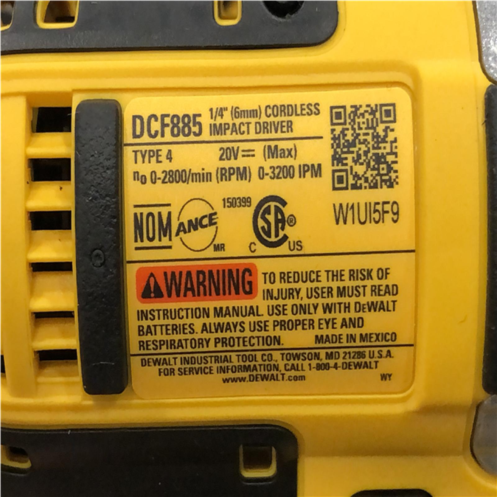 AS-IS DEWALT ATOMIC 20-Volt MAX Lithium-Ion Cordless Combo Kit