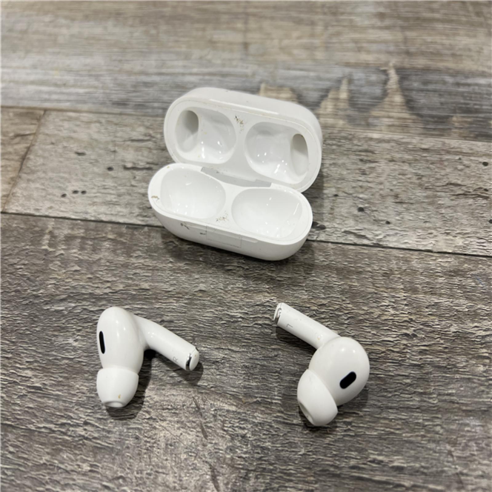 AS-IS AirPods Pro (2nd generation) with MagSafe Case