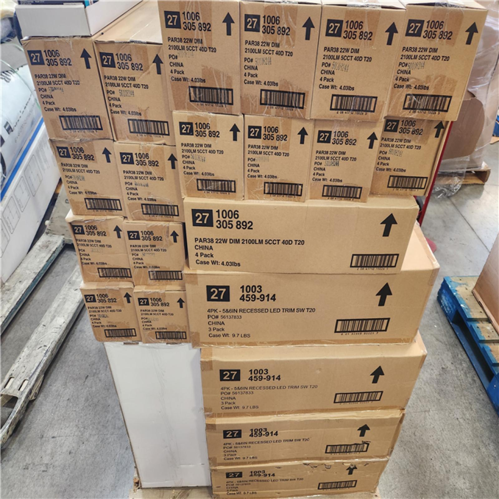 Phoenix NEW EcoSmart Retro Fit Down Lights and Light Bulbs Pallet (50 Boxes)