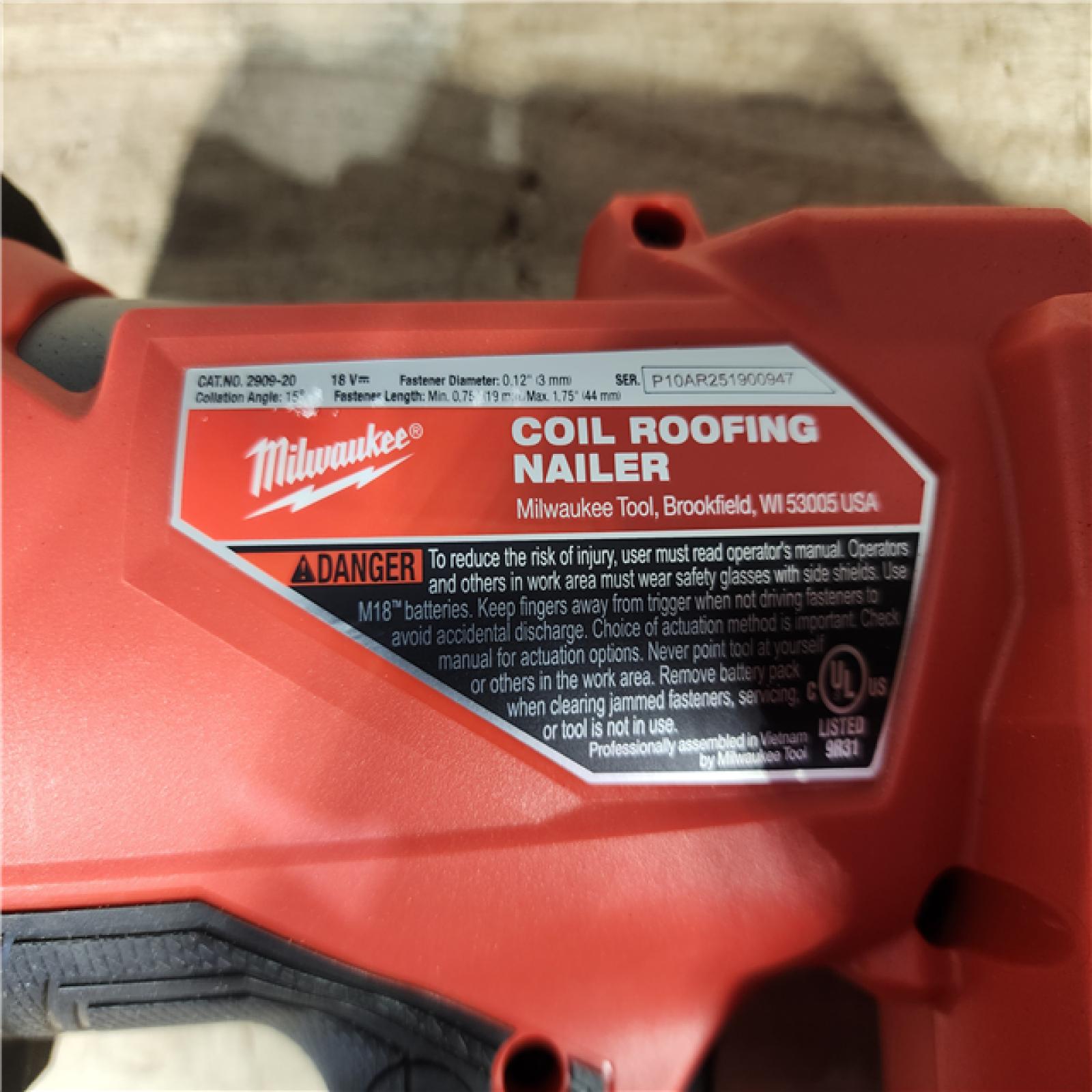 HOUSTON LOCATION - AS - IS Milwaukee FUEL 18-Volt Lithium-Ion Brushless Cordless Coil Roofing Nailer (Tool Only)