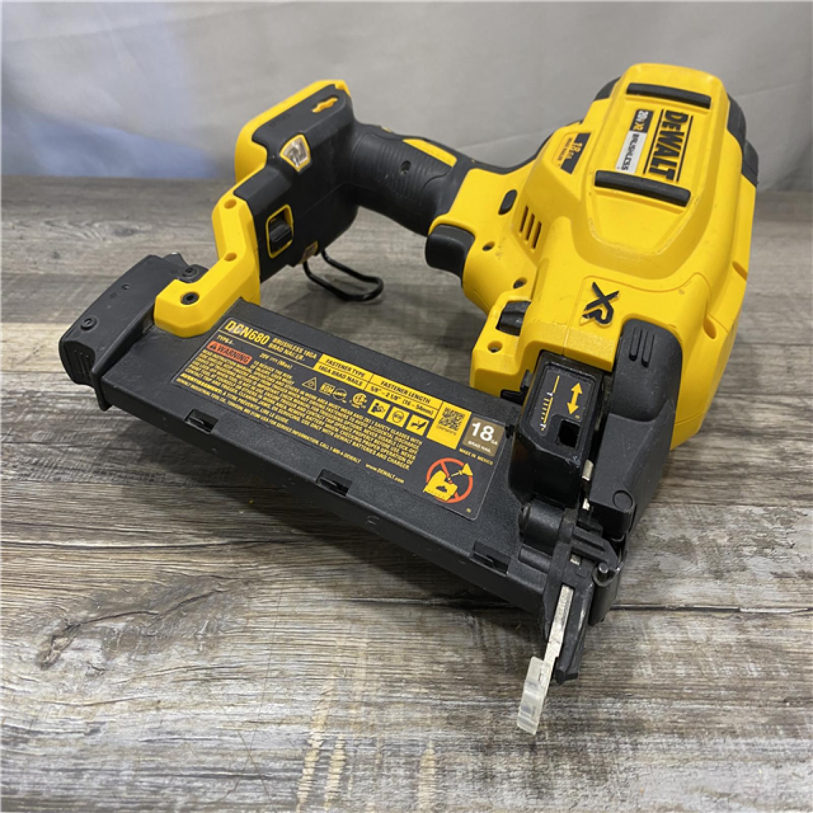 AS-IS DEWALT 20V MAX XR Lithium-Ion Electric Cordless 18-Gauge Brad Nailer (Tool Only)