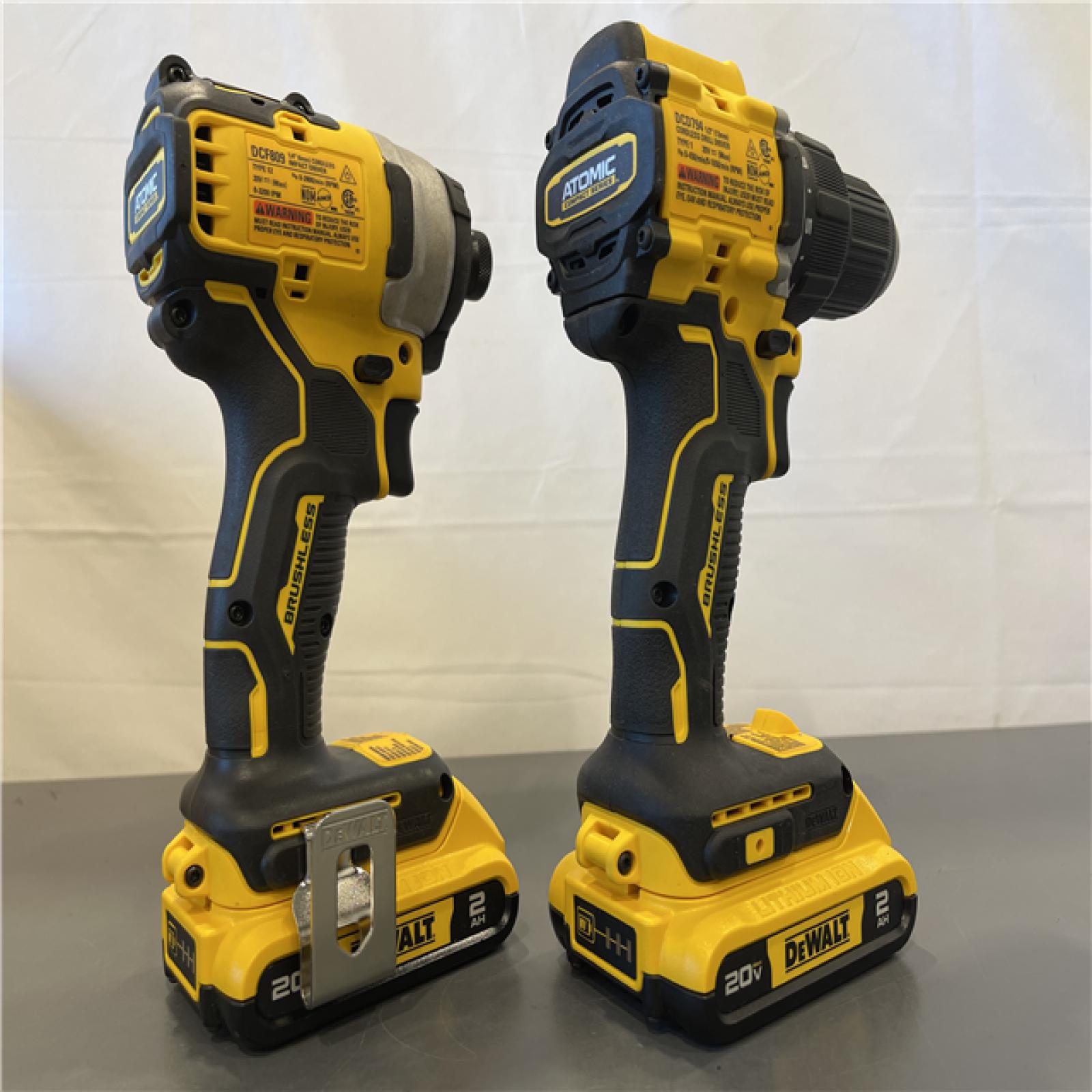 Like New! - Dewalt DCK225D2 20V MAX ATOMIC Brushless Compact Lithium-Ion 1/2 in. Cordless Drill Driver and 1/4 in. Impact Driver Combo Kit