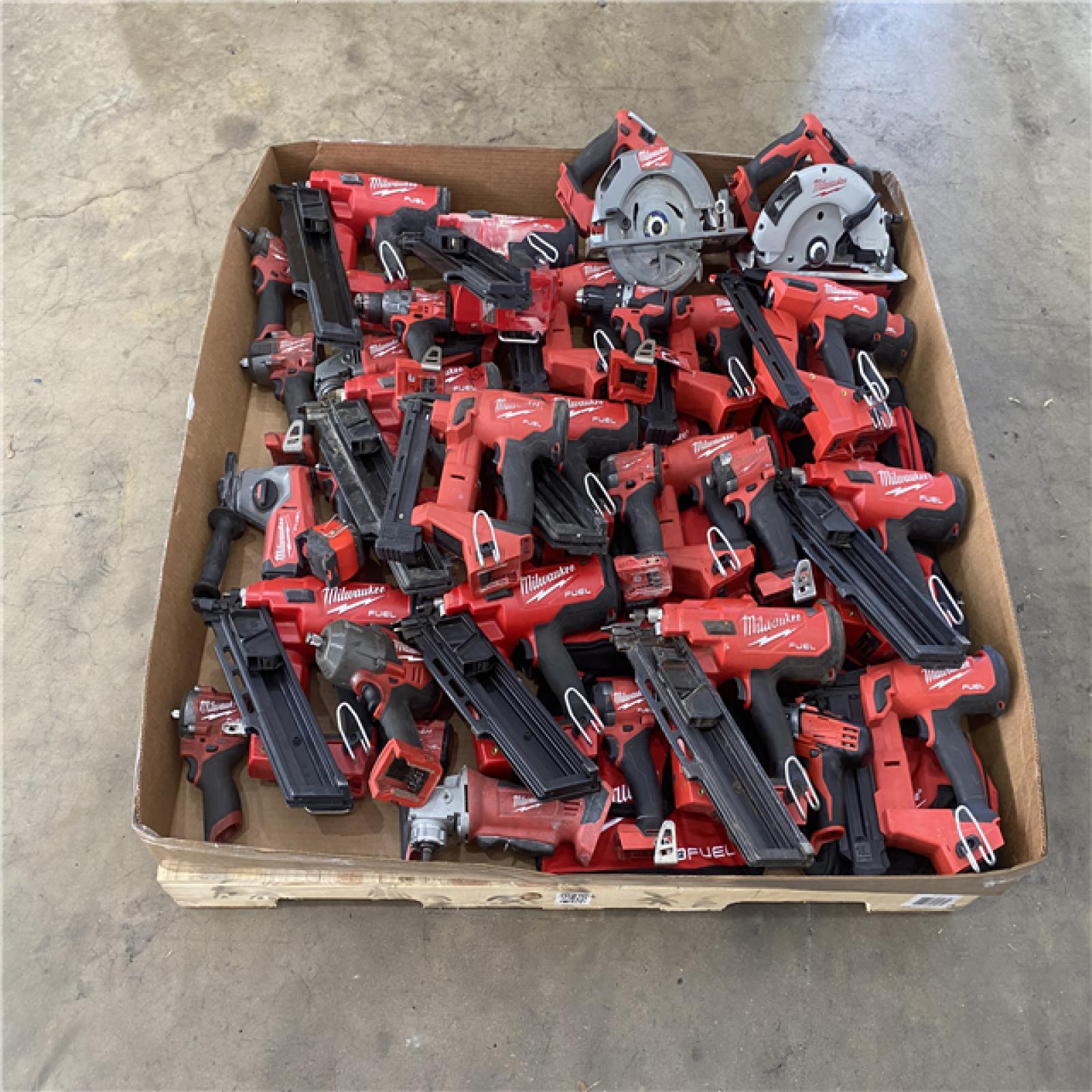 Houston Location AS IS - Tool Pallet
