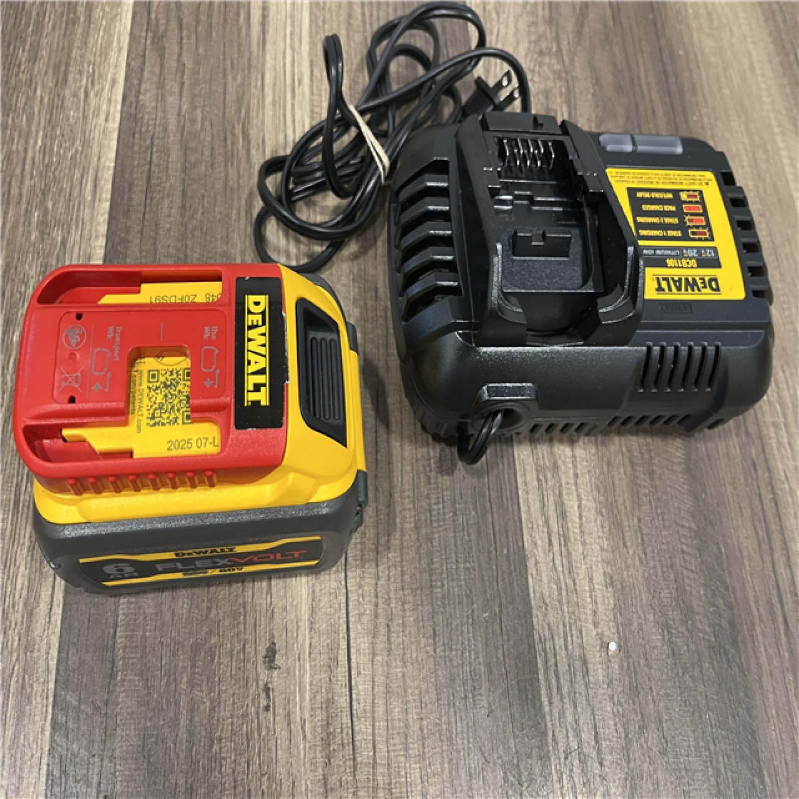 AS-IS DEWALT FLEXVOLT 20V/60V MAX Lithium-Ion 6.0Ah Battery Pack with 6 Amp Output Charger