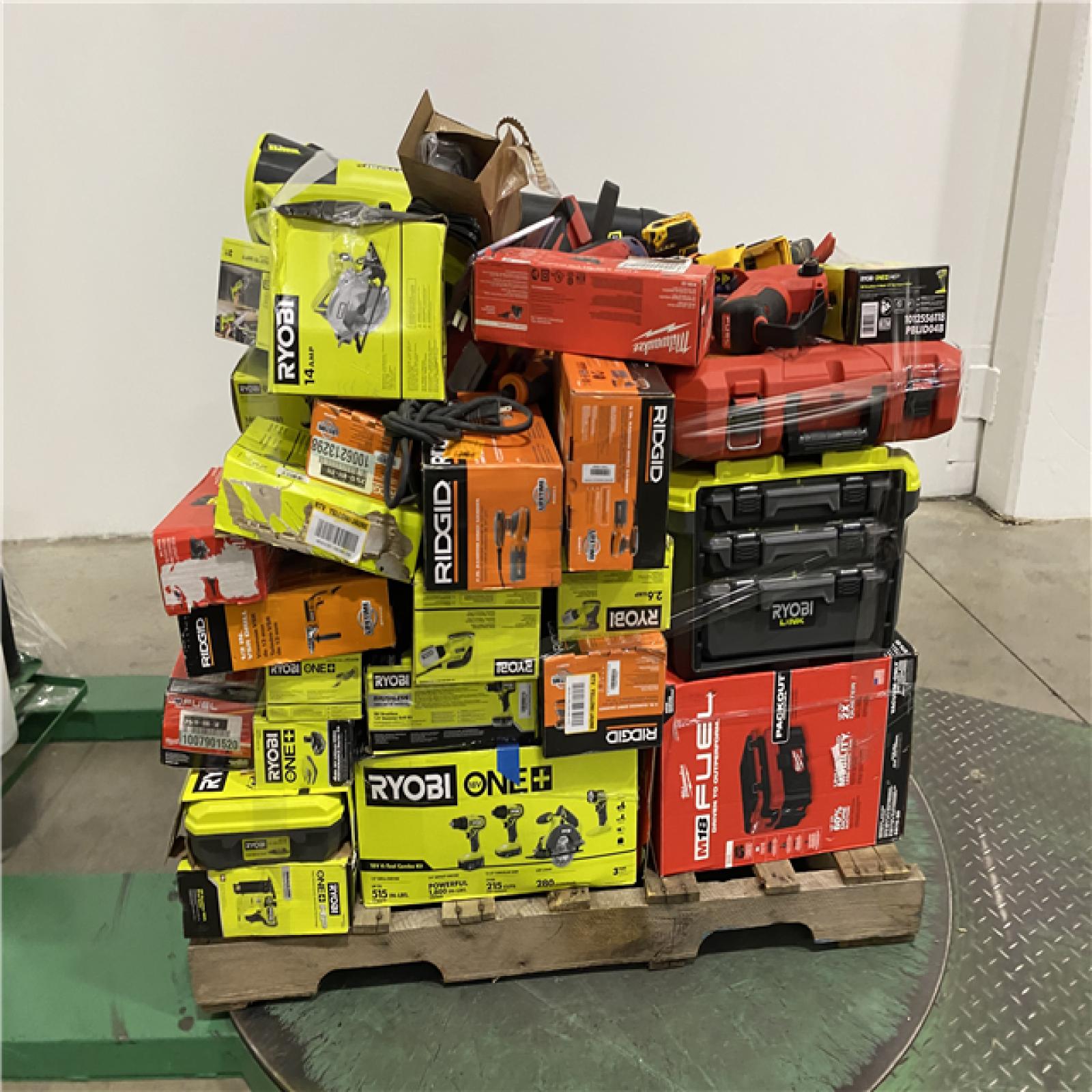 Dallas Location - As-Is Tool Pallet