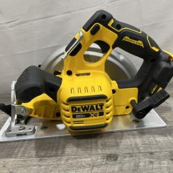 AS-IS DEWALT 20-Volt MAX 7-1/4 in. Cordless Circular Saw (Tool Only)