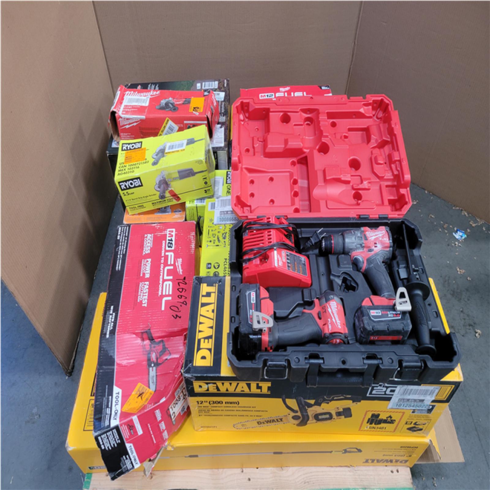 CALIFORNIA AS-IS TOOL PALLET