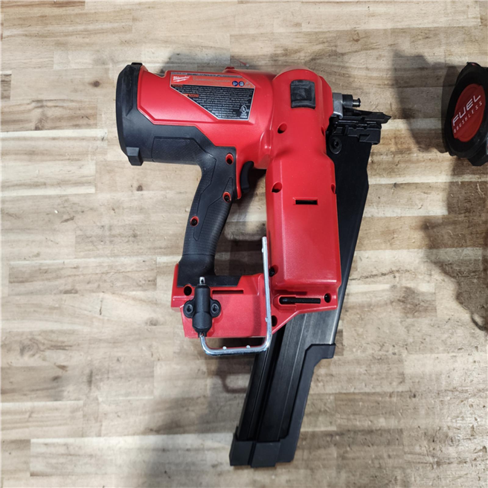 HOUSTON LOCATION - AS - IS Milwaukee 2 Tool