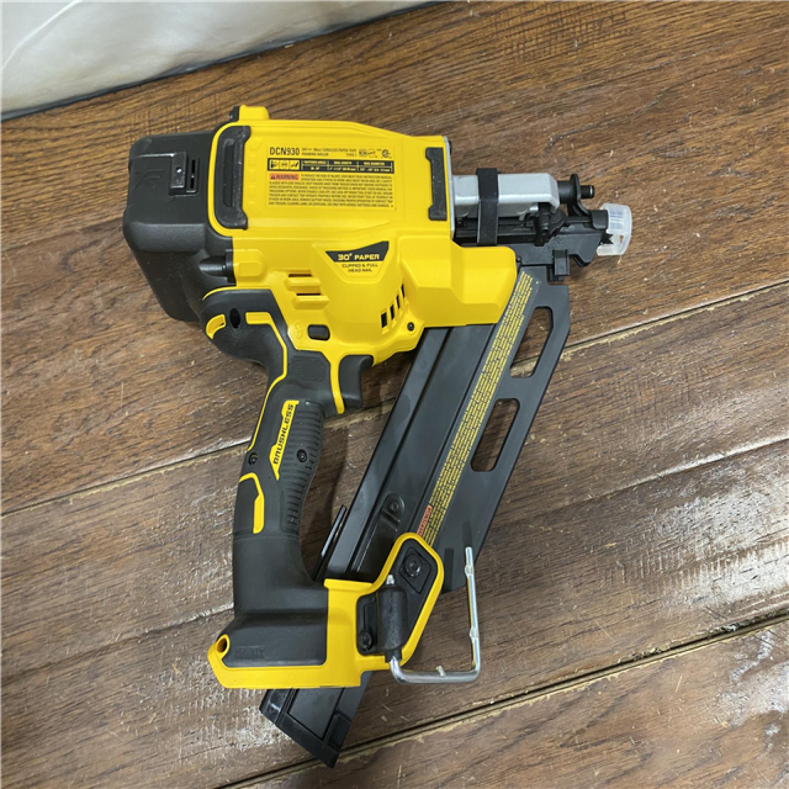 AS-IS DEWALT 20-Volt 30° Cordless Framing Nailer (Tool-Only)
