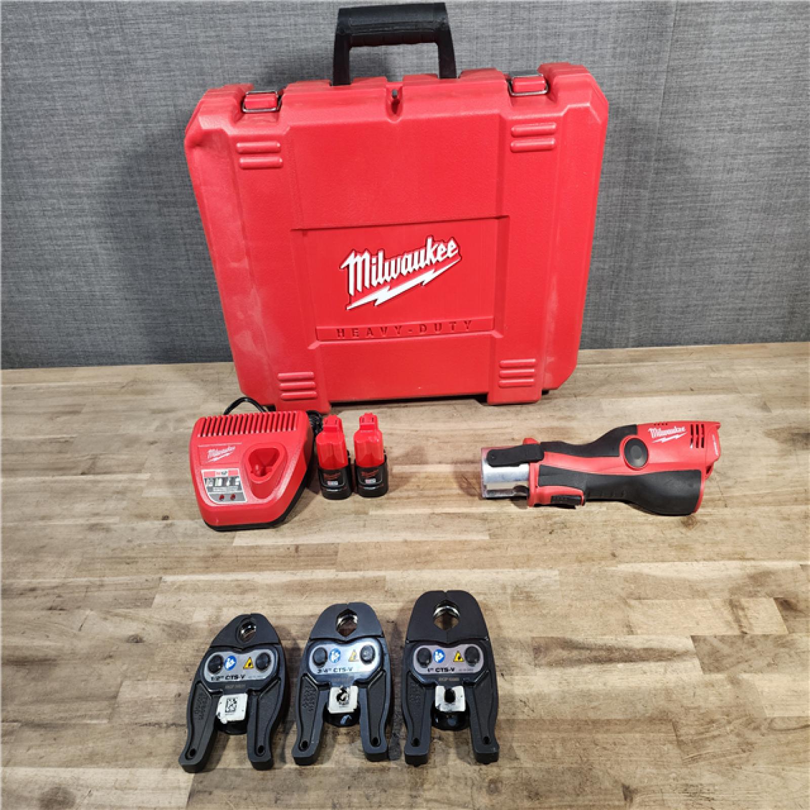 HOUSTON LOCATION - AS-IS M12 12-Volt Lithium-Ion Force Logic Cordless Press Tool Kit (3 Jaws Included) with Two 1.5 Ah Battery and Hard Case