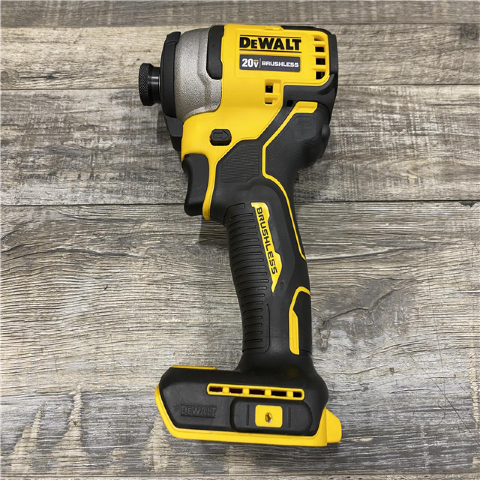 AS-IS DEWALT Atomic 20V Max Lithium-Ion Brushless Cordless Compact 1/4 in. Impact Driver Kit