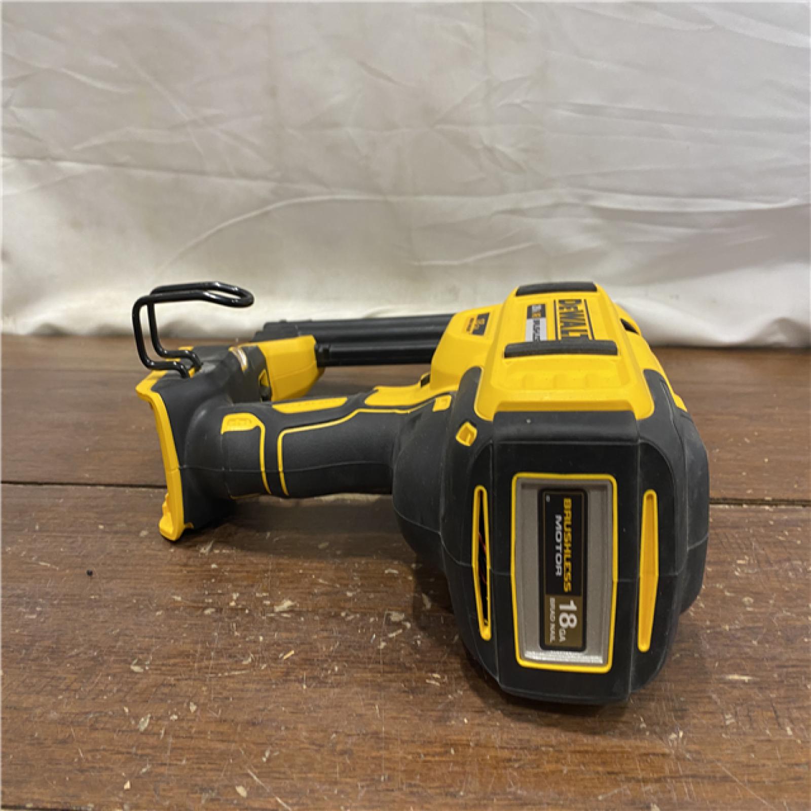 AS-IS DEWALT 20V MAX XR 18 Gauge Brad Nailer Kit