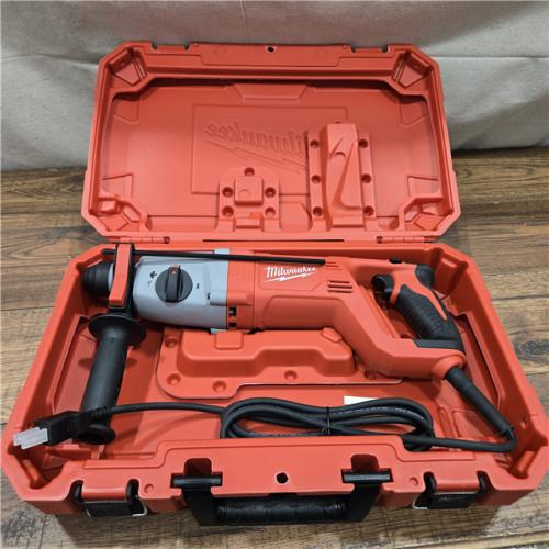 AS-IS Milwaukee 1 in. SDS Plus D-Handle Rotary Handle w/ Case