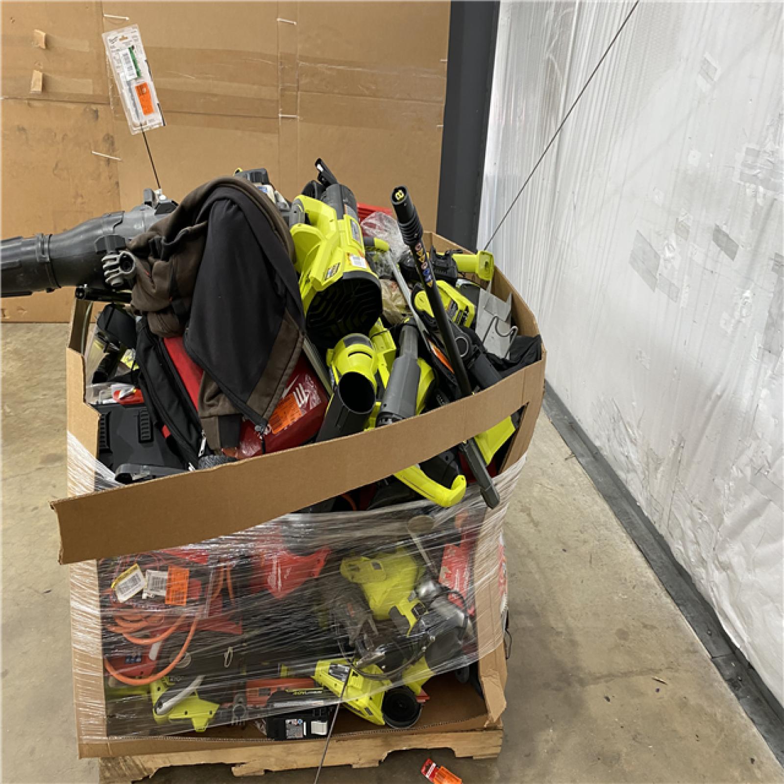 Houston Location AS IS - Tool Pallet