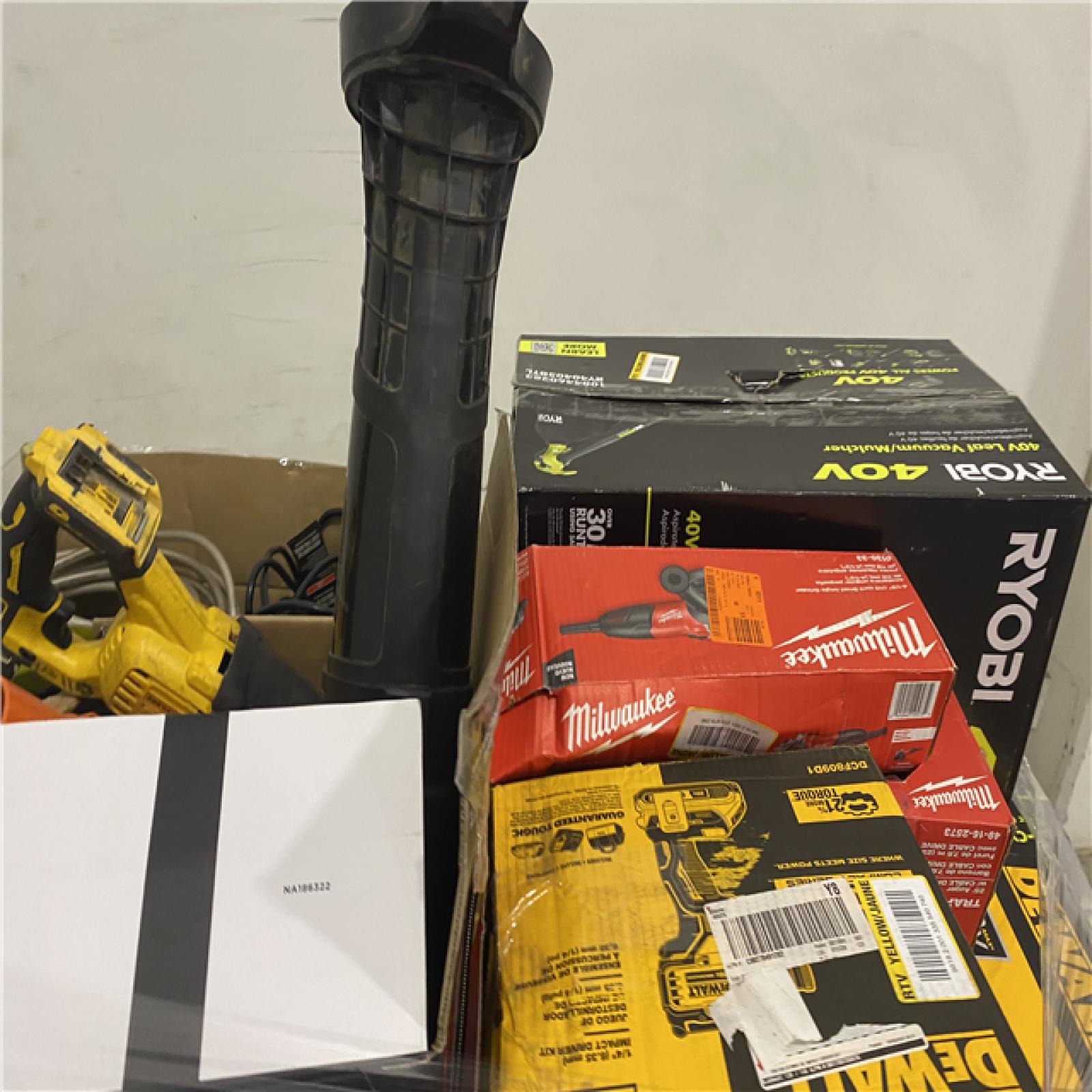 Dallas Location - As-Is Tool Pallet