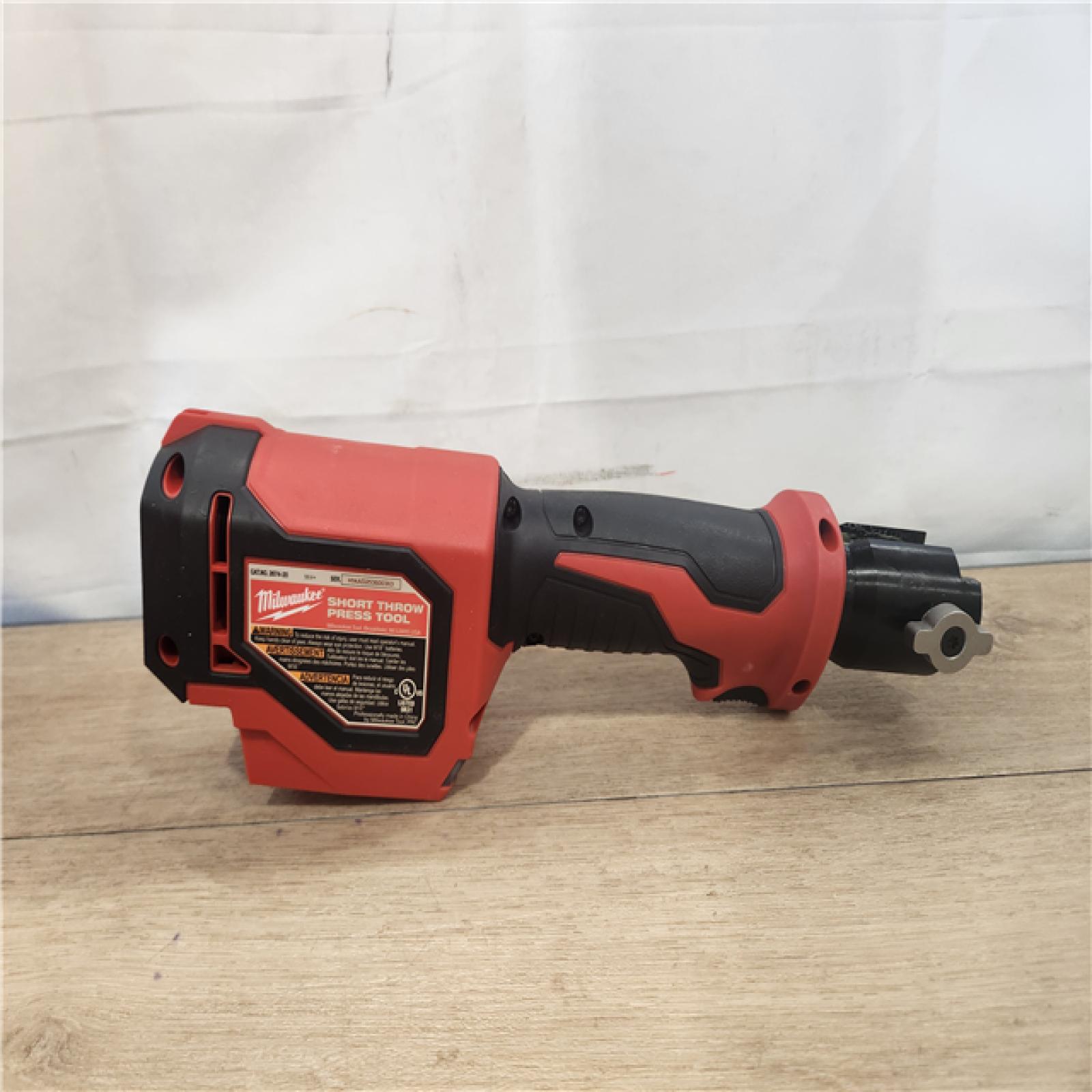 AS-IS- MILWAUKEE M18 Short Throw Press Tool Kit with PEX Crimp Jaws