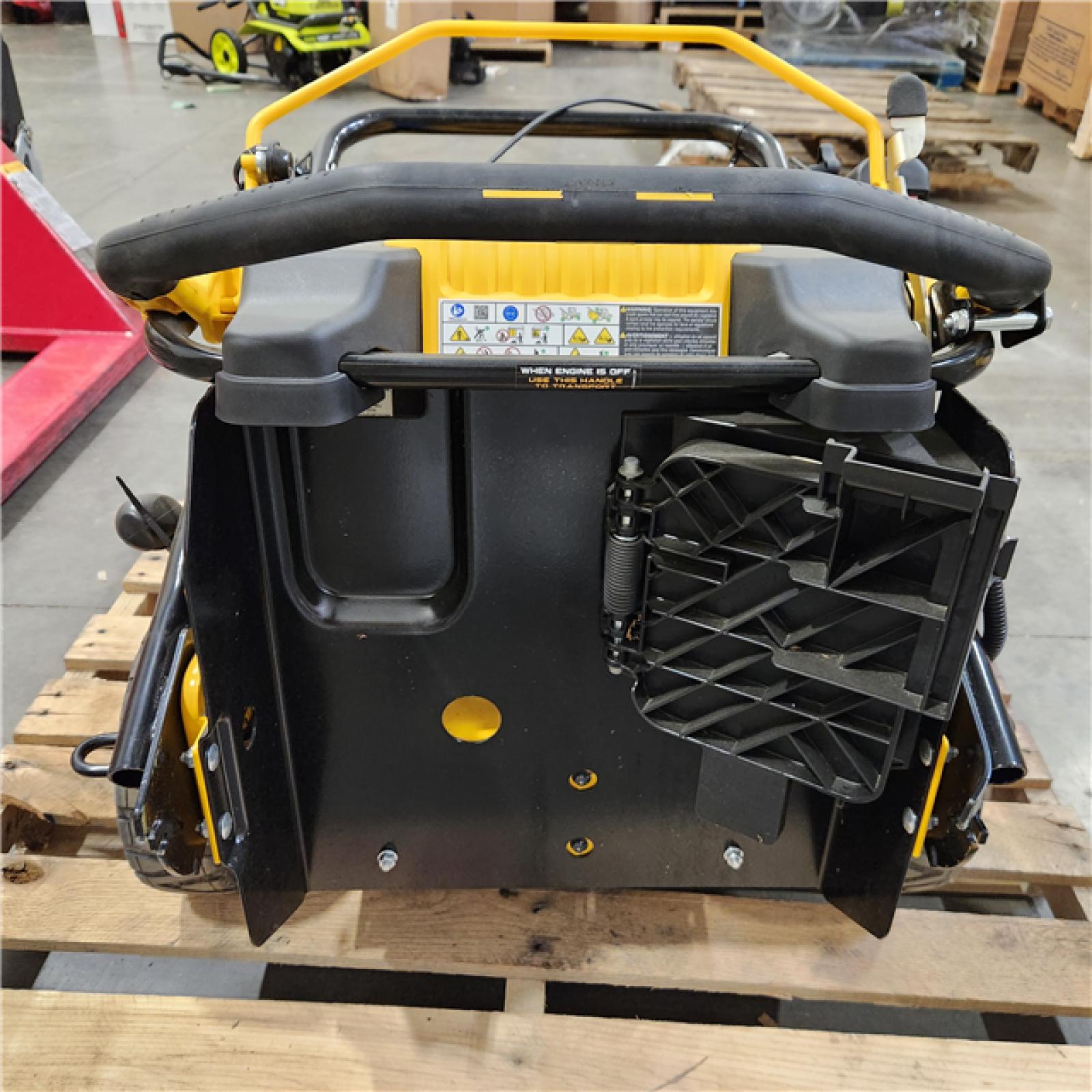 DEWALT 28 in. 224cc E-GOV Engine 3-in-1 Gas RWD Self-Propelled Lawn Mower with High Rear Wheels