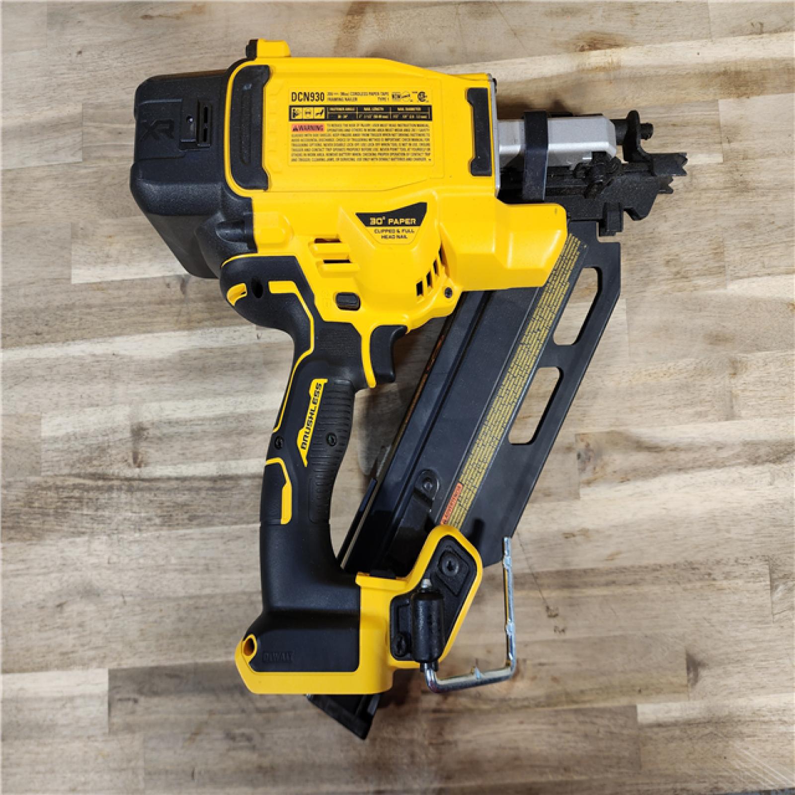 HOUSTON LOCATION - AS-IS DEWALT 20-Volt 30° Cordless Framing Nailer (Tool-Only)
