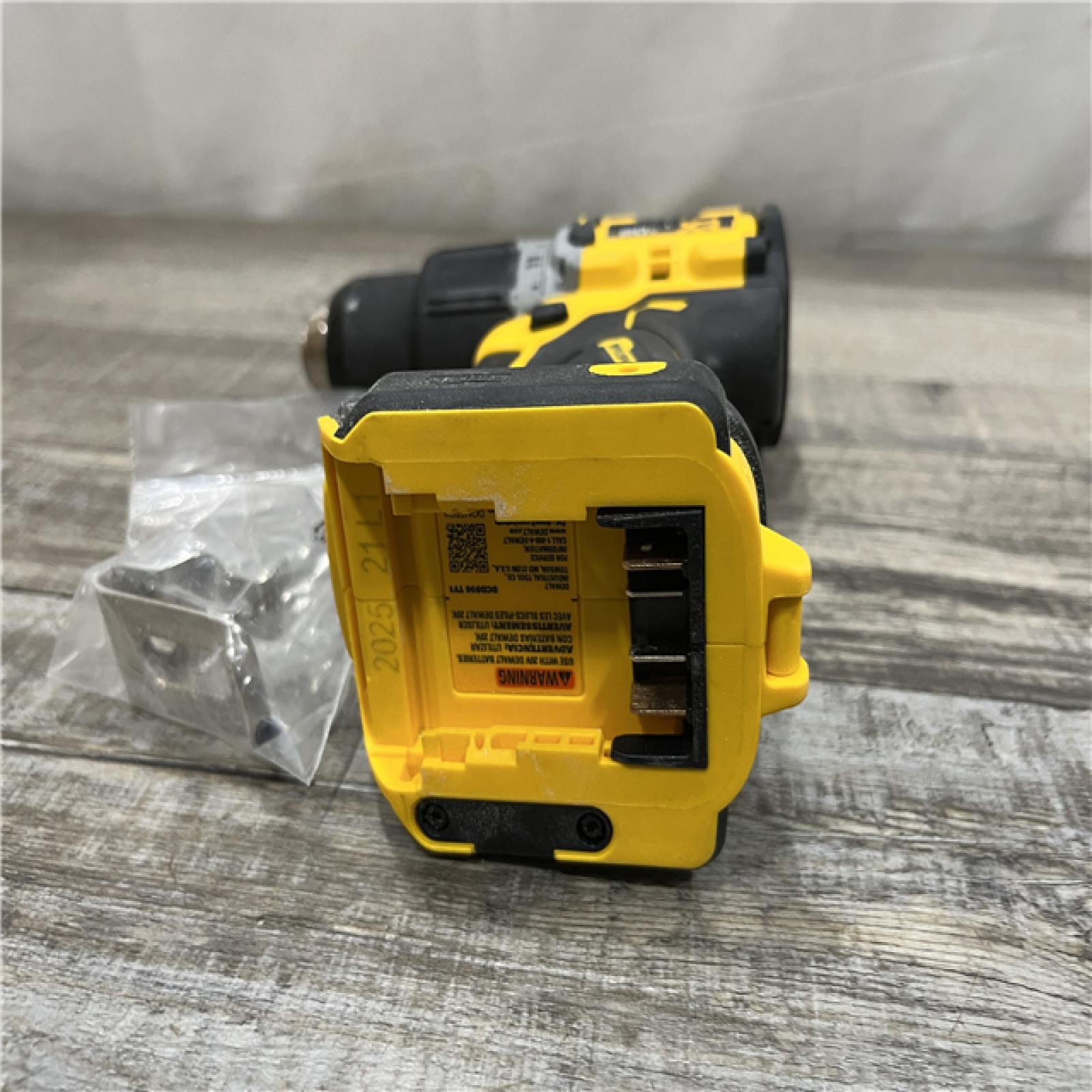 AS-IS DEWALT 20V XR Brushless Cordless 1/2 in. Hammer Drill (Tool-Only)