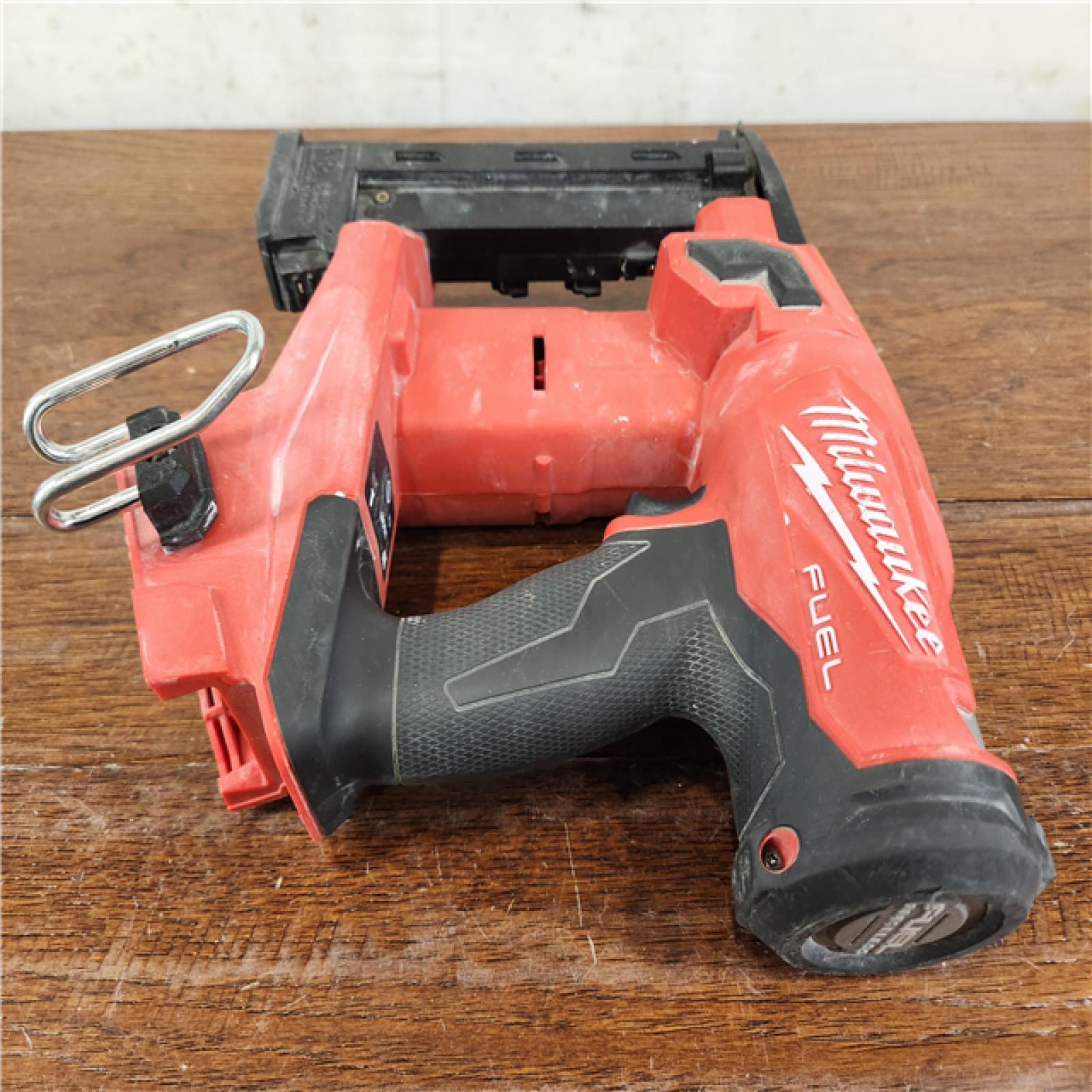 AS-IS Milwaukee M18 FUEL Brushless Cordless 18-Gauge Narrow Crown Stapler (Tool Only)