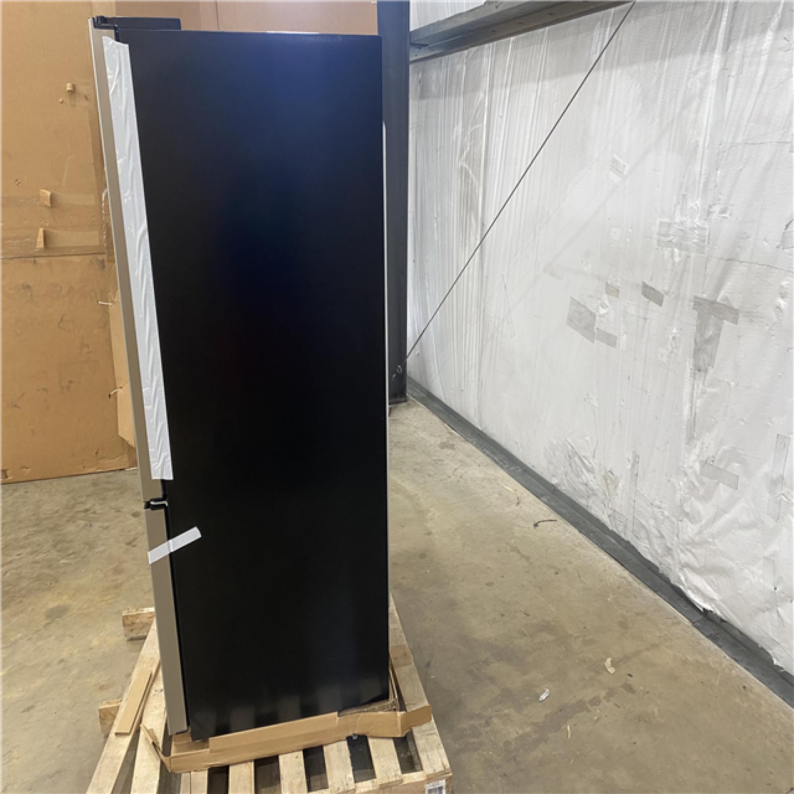 Houston Location - AS-IS home improvement pallet VISSANI REFRIGERATOR