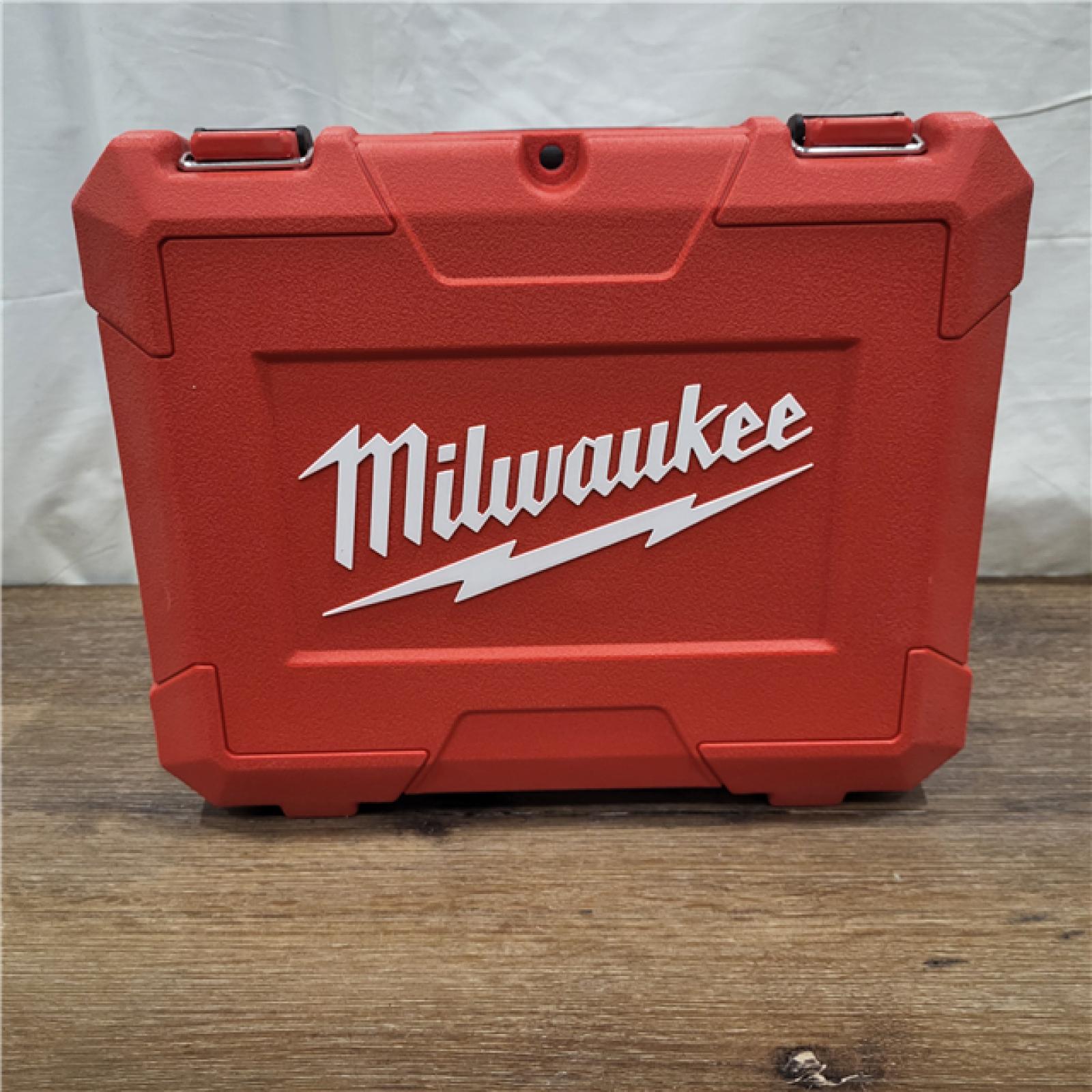 M12 12-Volt Lithium-Ion Cordless ProPEX Expansion Tool Kit W/(2) 1.5Ah Batteries, (3) Expansion Heads & Packout Tool Box M12 12-Volt Lithium-Ion Cordless ProPEX Expansion Tool Kit W/(2) 1.5Ah Batteries, (3) Expansion Heads & Packout Tool Box