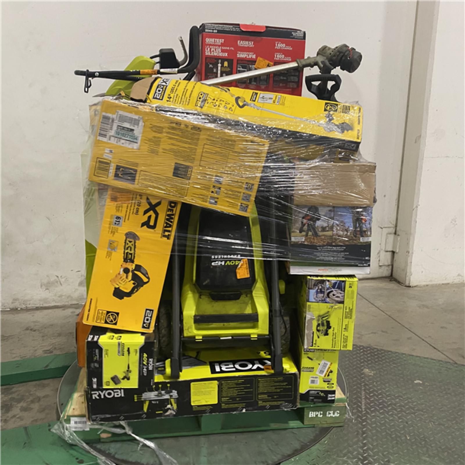 Dallas Location - As-Is Tool Pallet