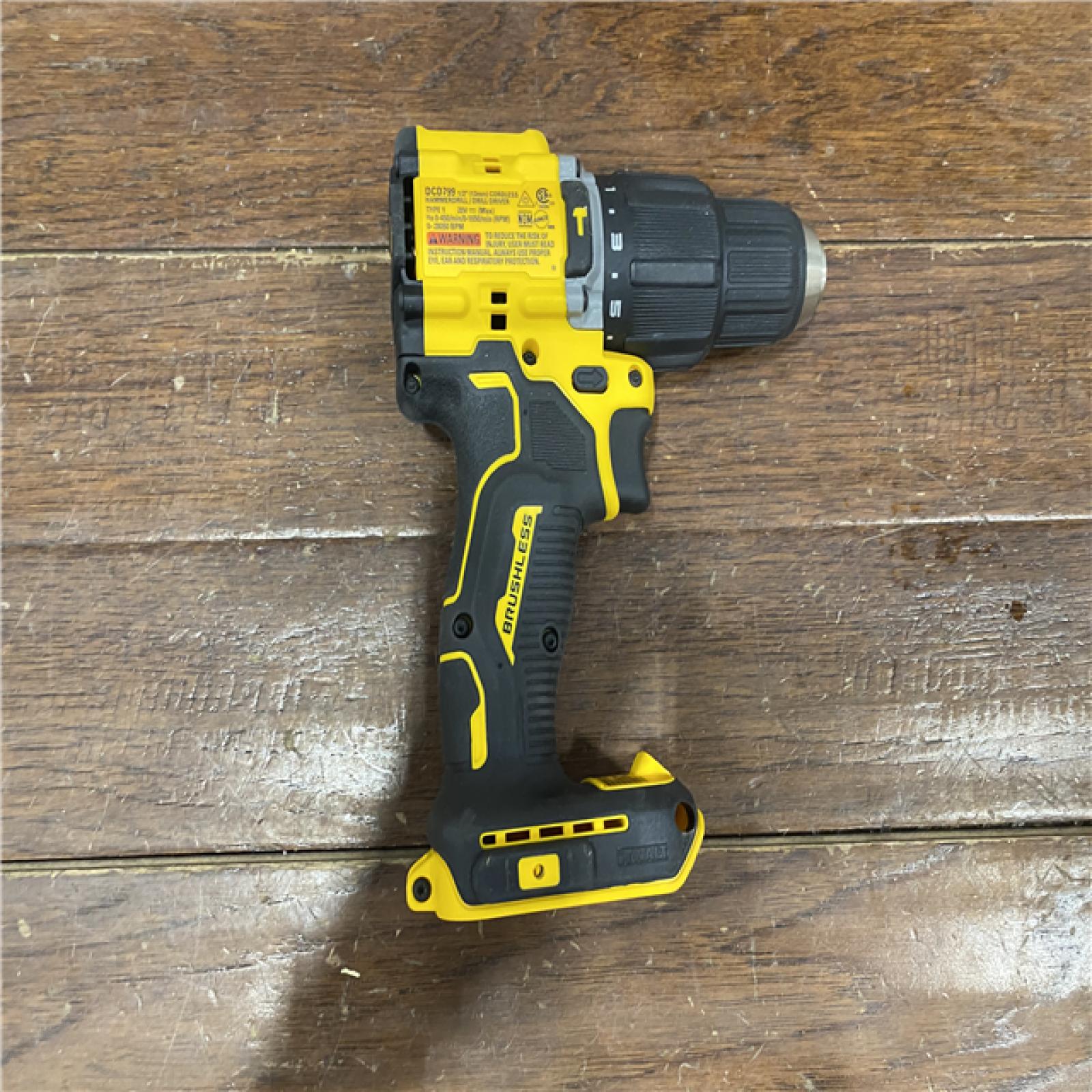 AS-IS DEWALT ATOMIC 20-Volt Lithium-Ion Cordless 1/2 in. Compact Hammer Drill with 3.0Ah Battery, Charger and Bag