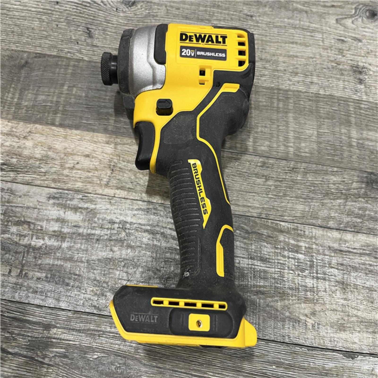 AS-IS DEWALT Atomic 20V Max Lithium-Ion Brushless Cordless Compact 1/4 in. Impact Driver Kit