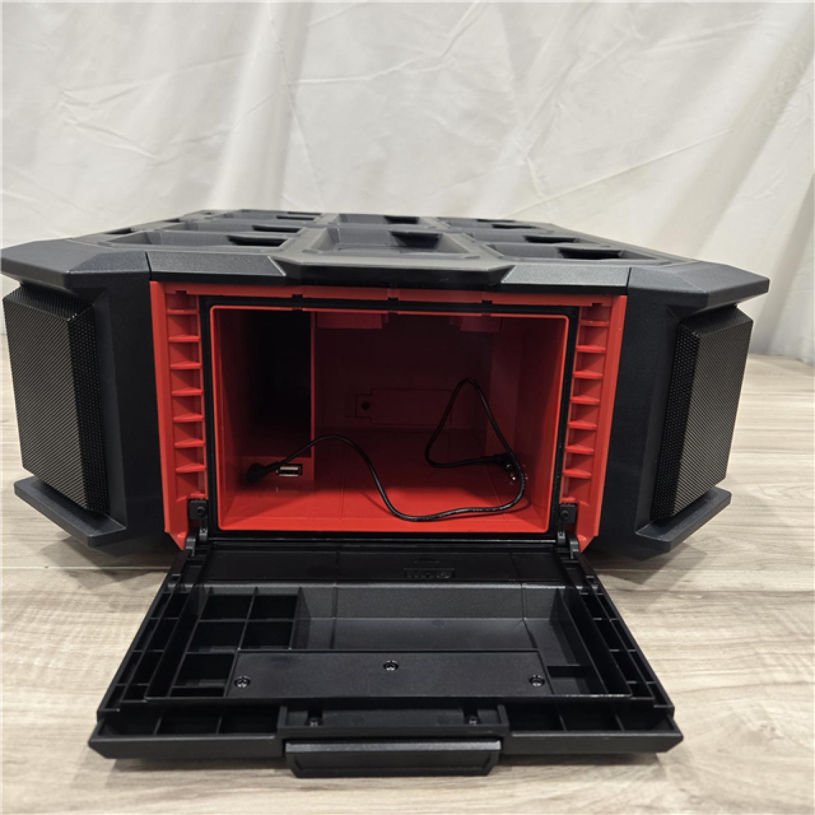 AS-IS Milwaukee 2950-20 18V M18 PACKOUT Cordless Radio + Charger (Tool Only)