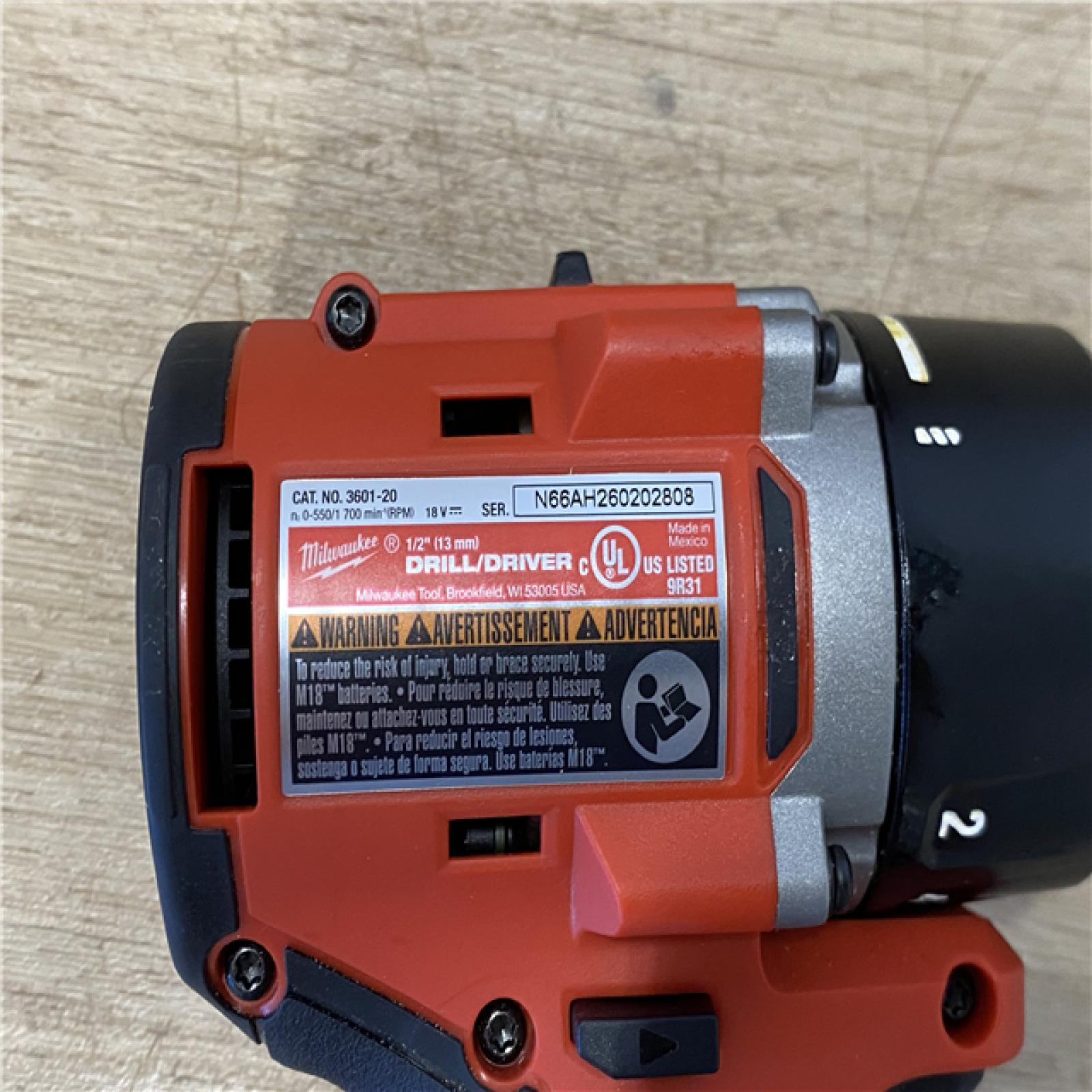 AS-IS Milwaukee 18V Lithium-Ion Brushless Cordless 1/2 in. Compact Drill/Driver with kit
