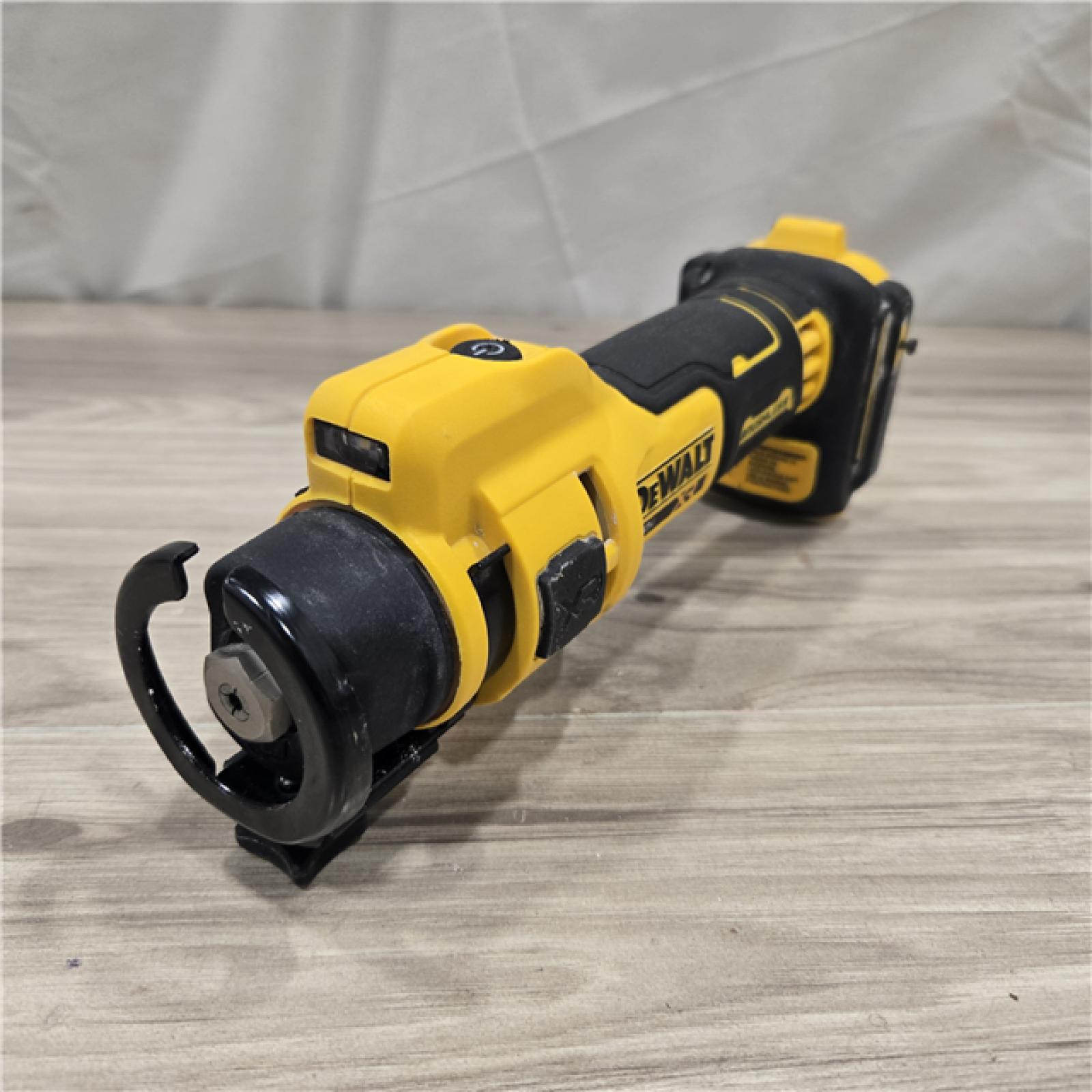 AS-IS DEWALT 20V MAX Cordless Cut-Out Tool (Tool-Only)