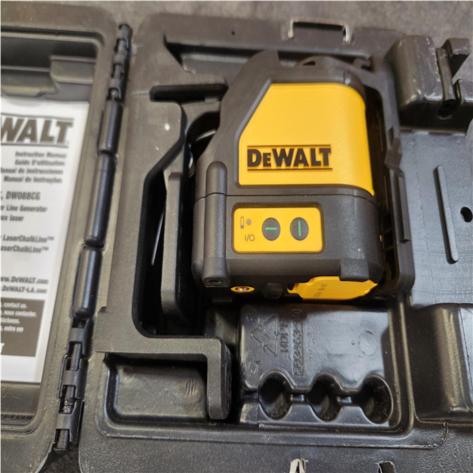 Phoenix NEW DEWALT 100 ft. Green Self-Leveling Cross Line Laser Level with (3) AA Batteries & Case