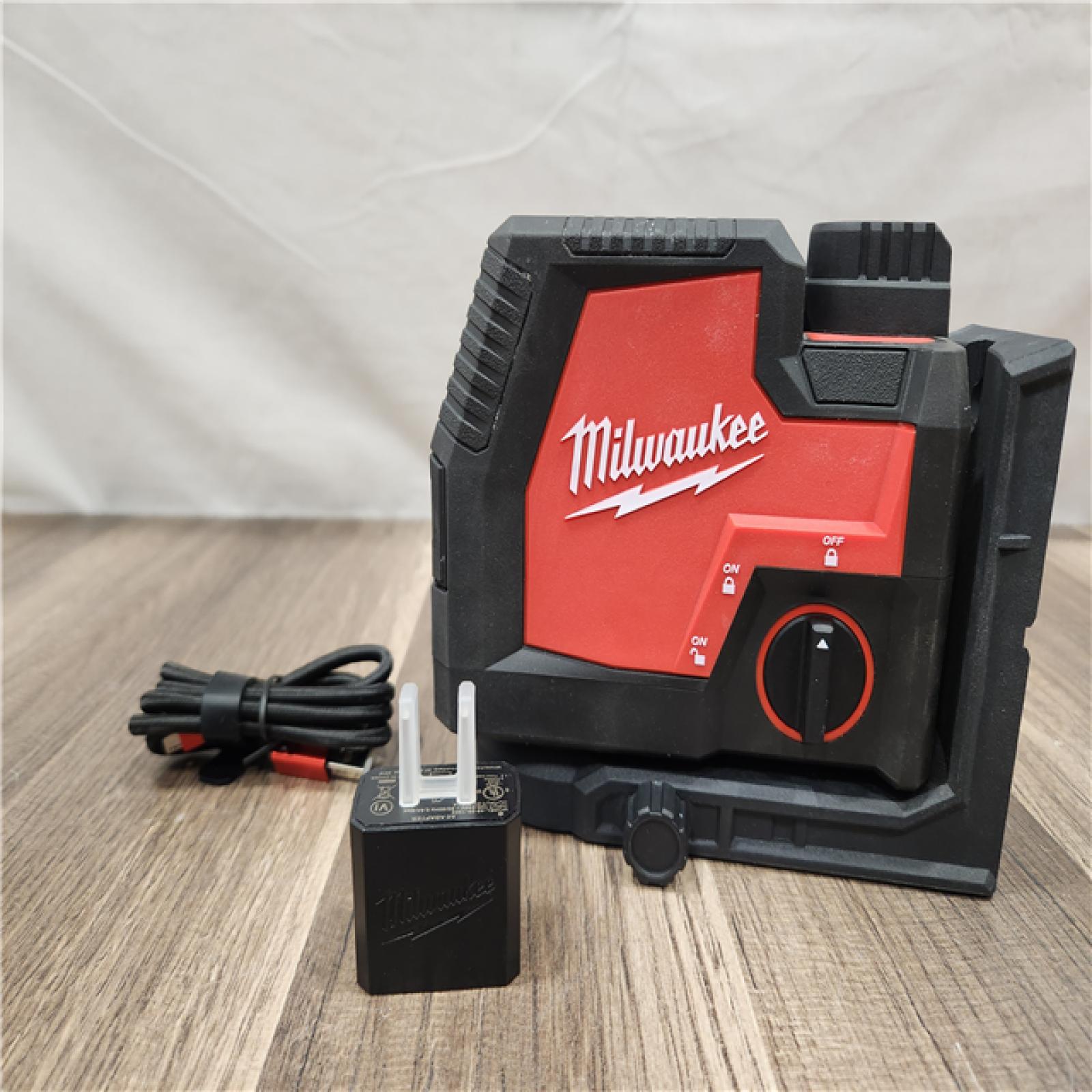 AS-IS- MILWAUKEE 100 Ft. REDLITHIUM Lithium-Ion USB Green Rechargeable Cross Line Laser Level with Charger