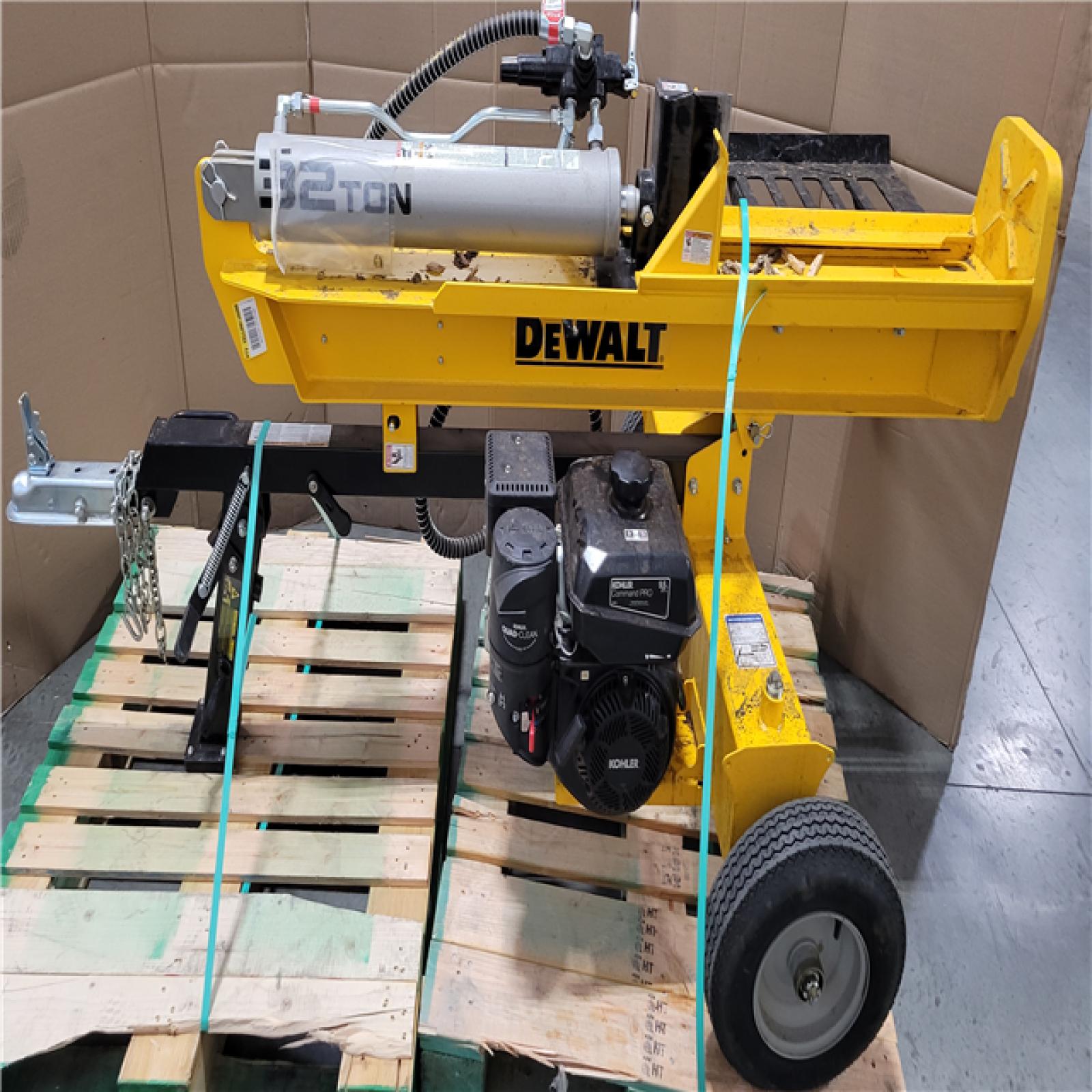 CALIFORNIA AS-IS DEWALT 32 TON LOG SPLITTER