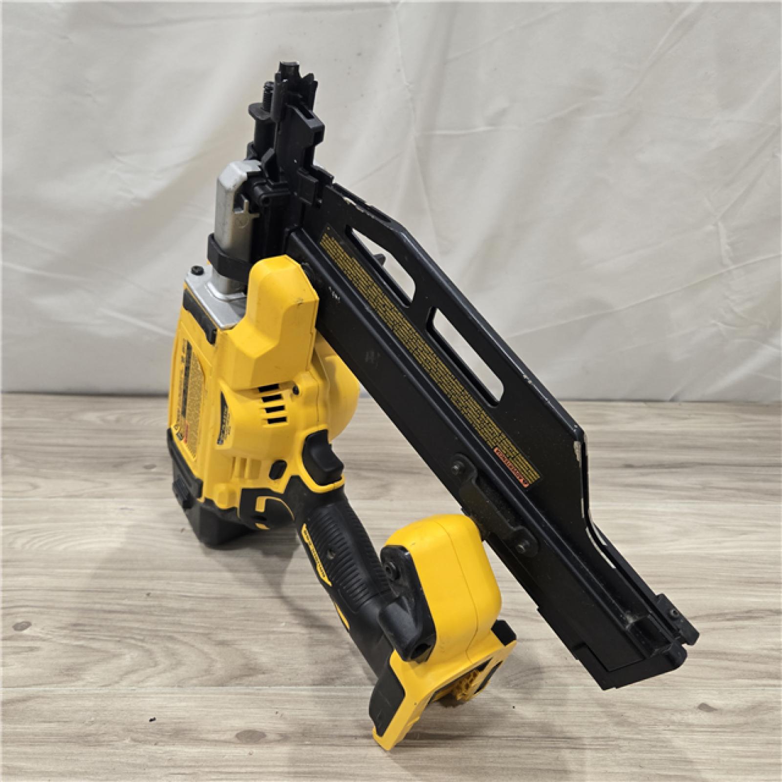 AS-IS DEWALT 20-Volt 21° Cordless Framing Nailer (Tool-Only)