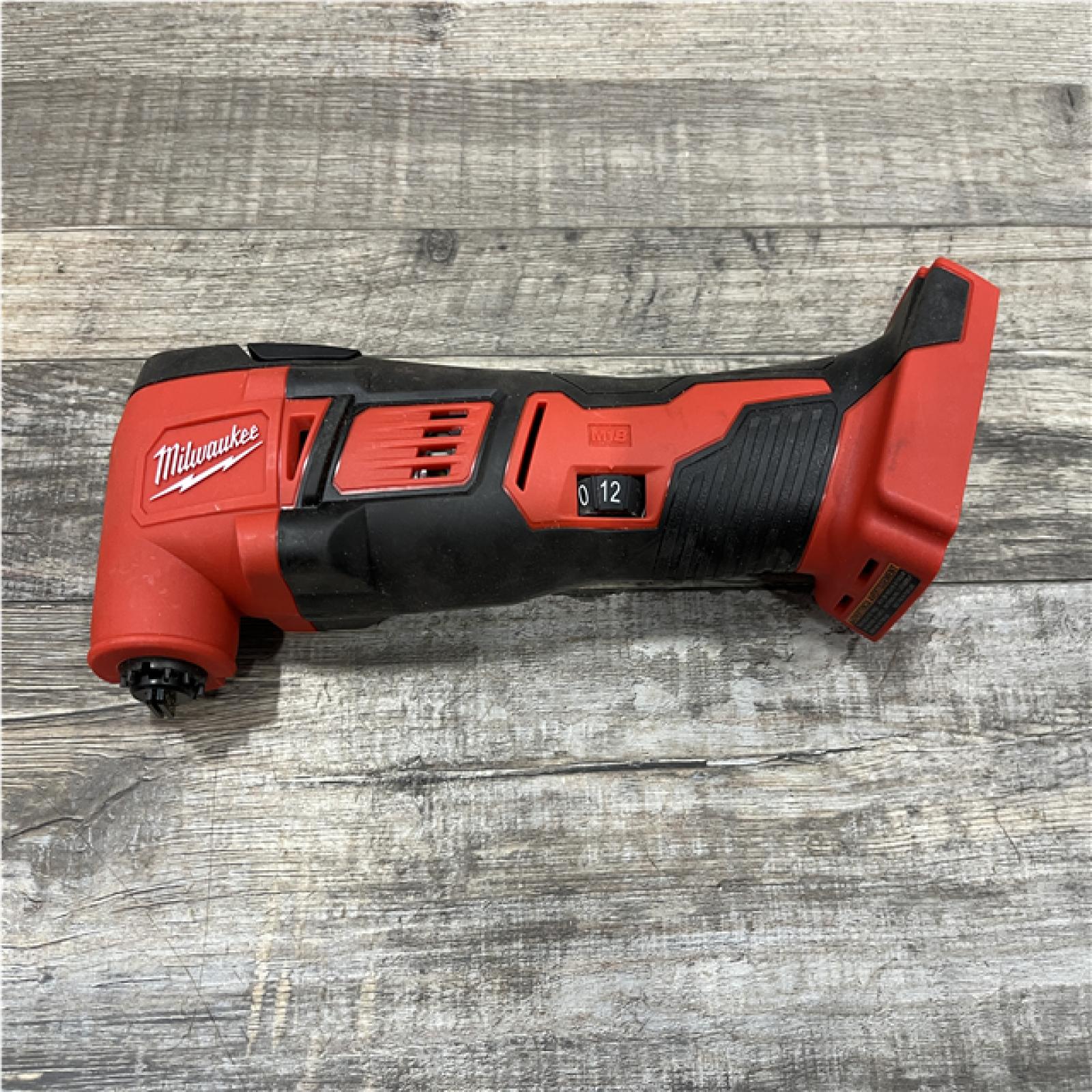 AS-IS Milwaukee 18V Lithium-Ion Cordless Oscillating Multi-Tool (Tool-Only)