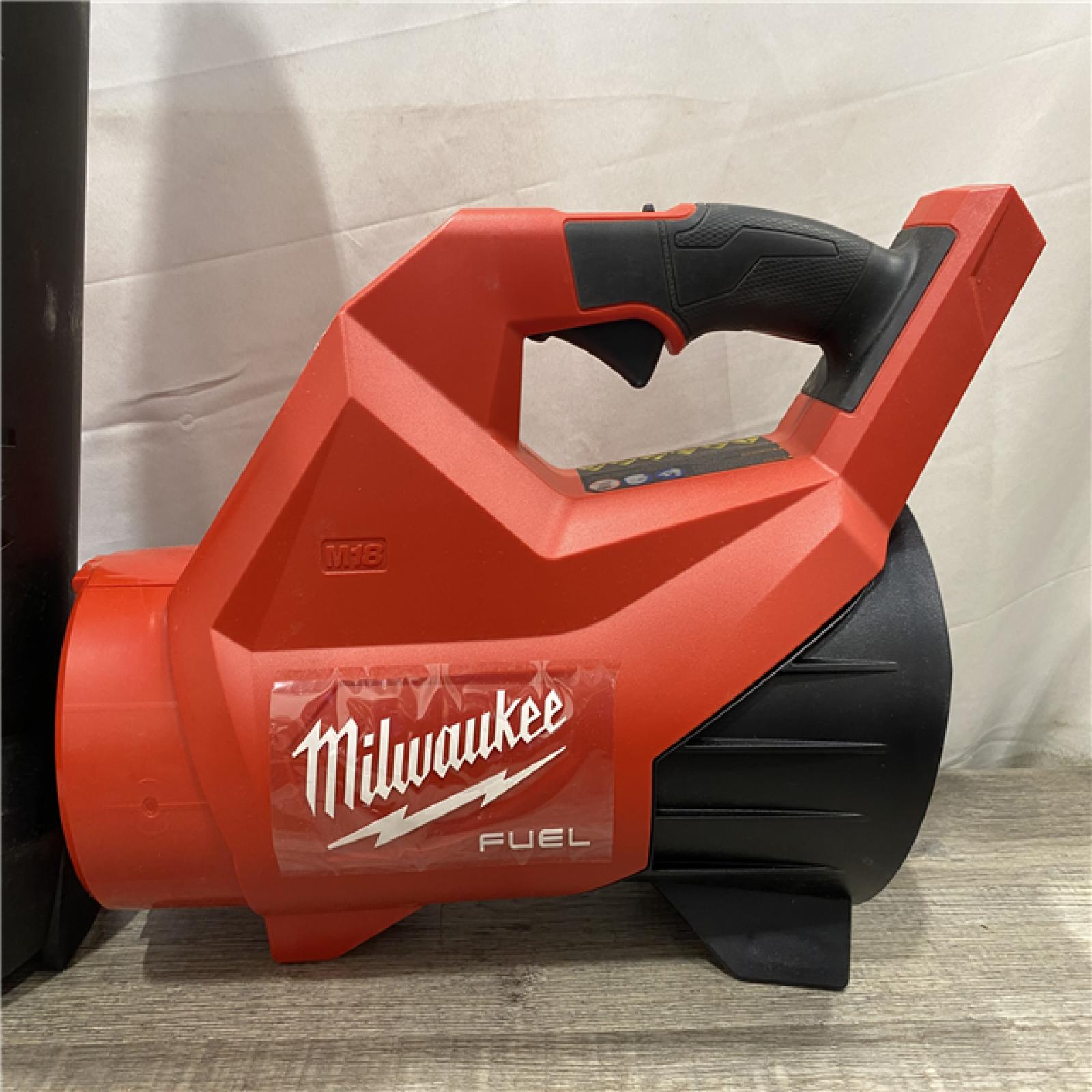 Milwaukee FUEL 18V Lithium-Ion Brushless Cordless Handheld Blower (Tool-Only)